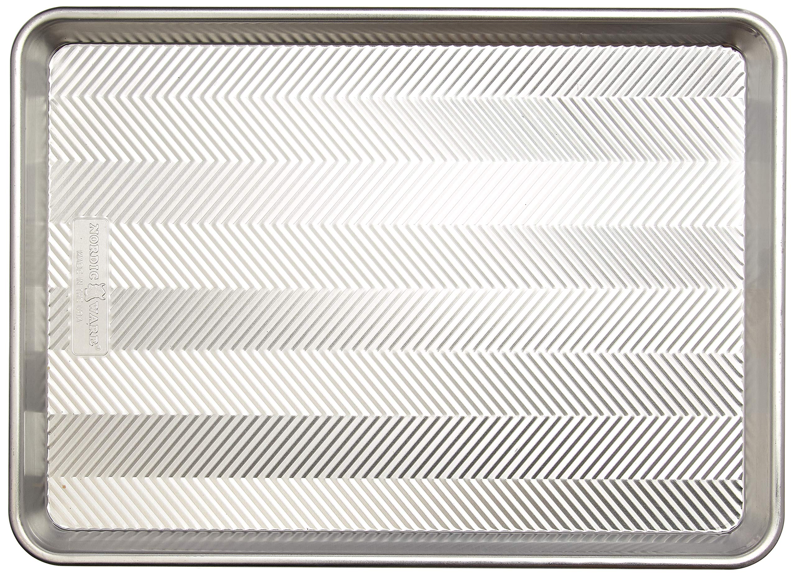 Nordic Ware 45372AMZM Prismenbacken, Aluminium, Natur