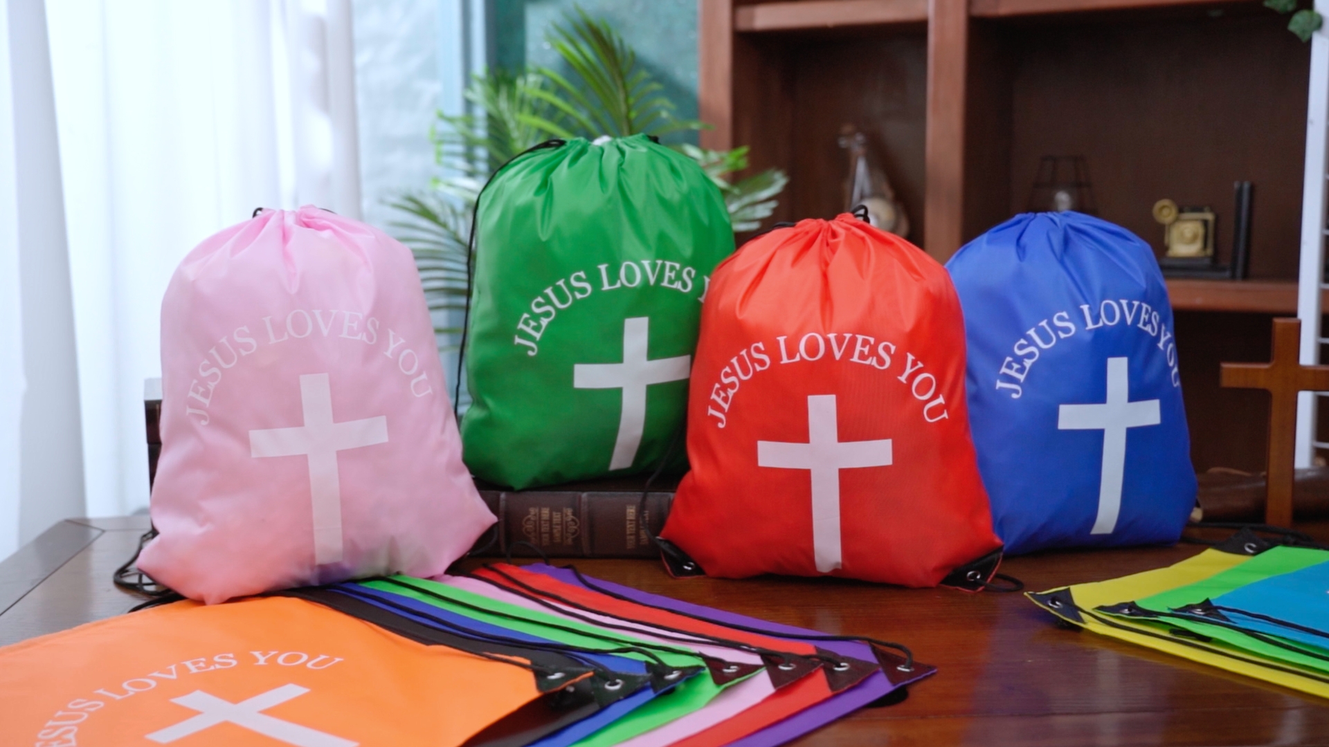 Amazon.com | SilTriangle Jesus Loves You Drawstring Backpack  display picture 1