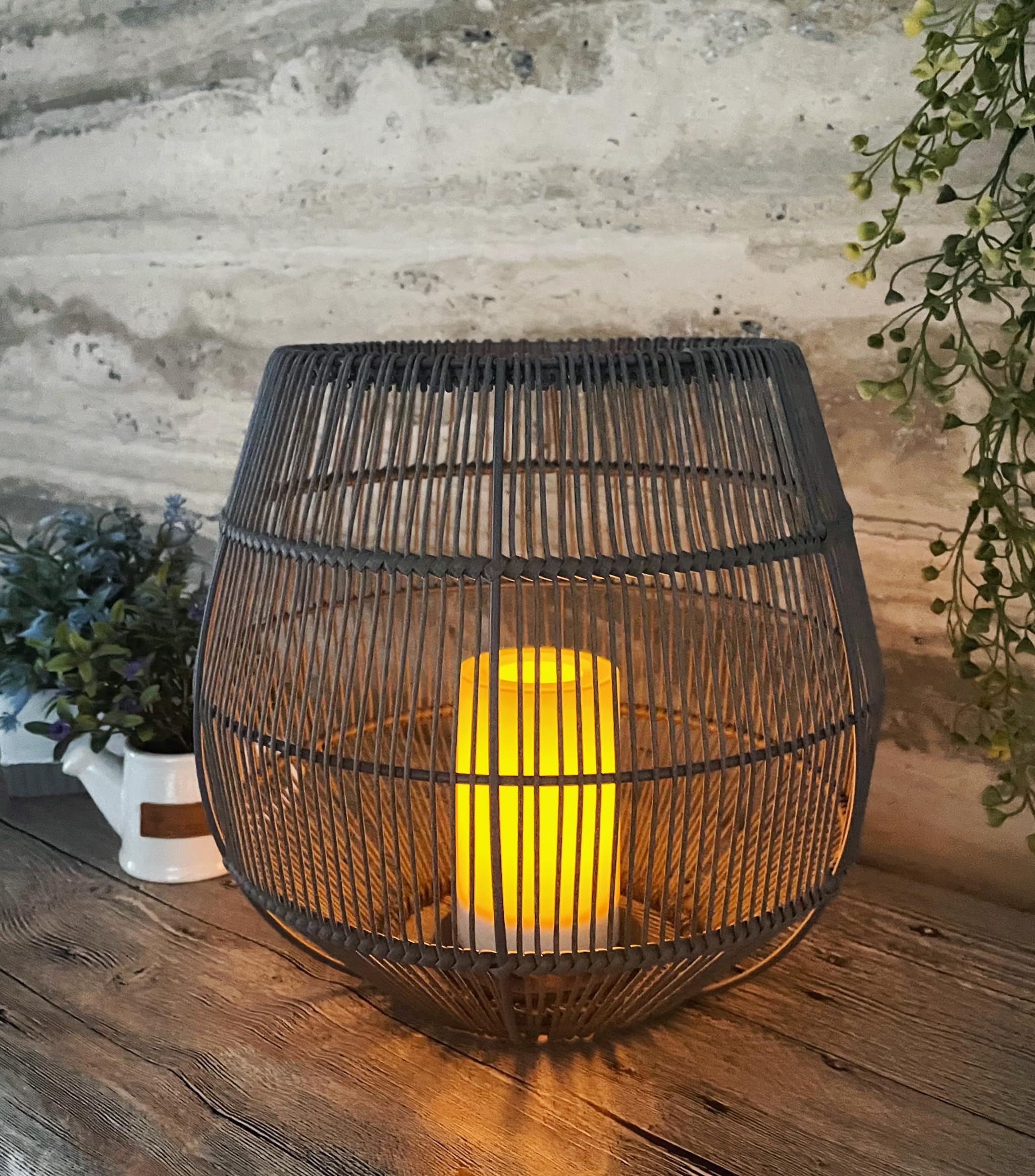 Latarnia solarna ze świecą LED, do użytku na zewnątrz, z polirattanu, 28 cm, lampa solarna, lampa solarna, lampa rattanowa, bezprzewodowa, lampa stołowa na zewnątrz