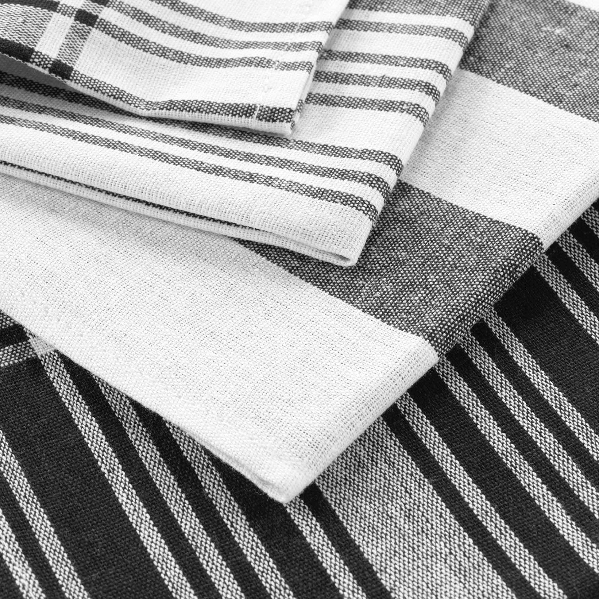 Douceur d'Intérieur Bayado 3 Tea Towels (50 x 70 cm) Black Woven Cotton, W 19.7" x L 27.6" (1 Panels) - Image 4