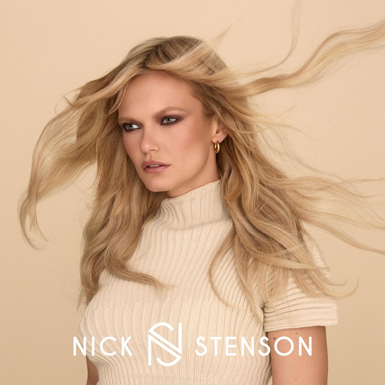 Hydrating Oil, Seals in Moisture while Smoothing Outer Layer of Hair & Adds Shine - Formulated with Baobab, Kale & Neem - Cruelty Free, Color-Safe Vegan, BPA-Free - 4 oz