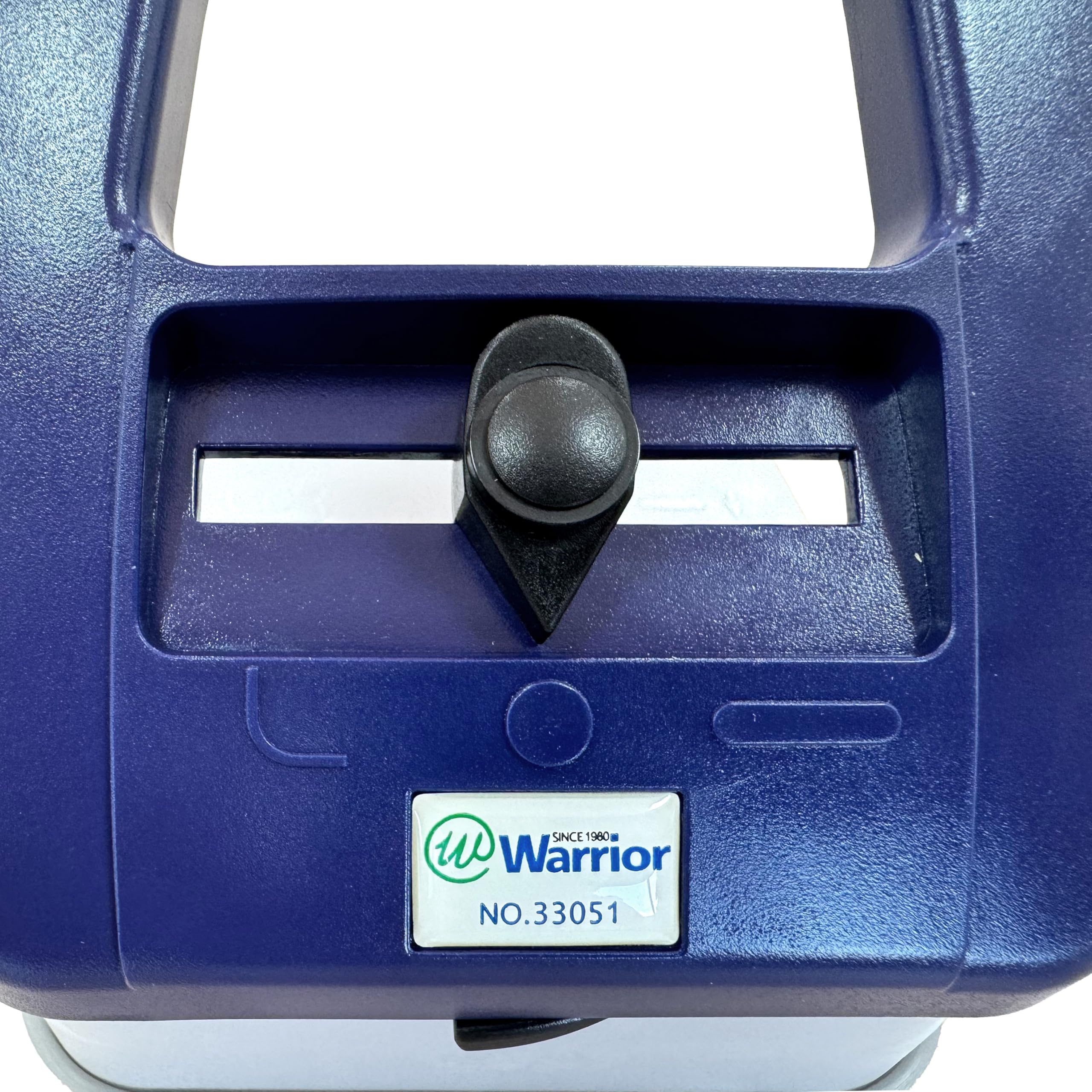 Perforadora de papel DP-03. Con diferentes troqueles. Circular de diámetro 6,35 mm, ojal de 3 x 14 mm y cantoneador de diámetro 3,50 mm. Taladradora de papel, máximo 20 hojas.