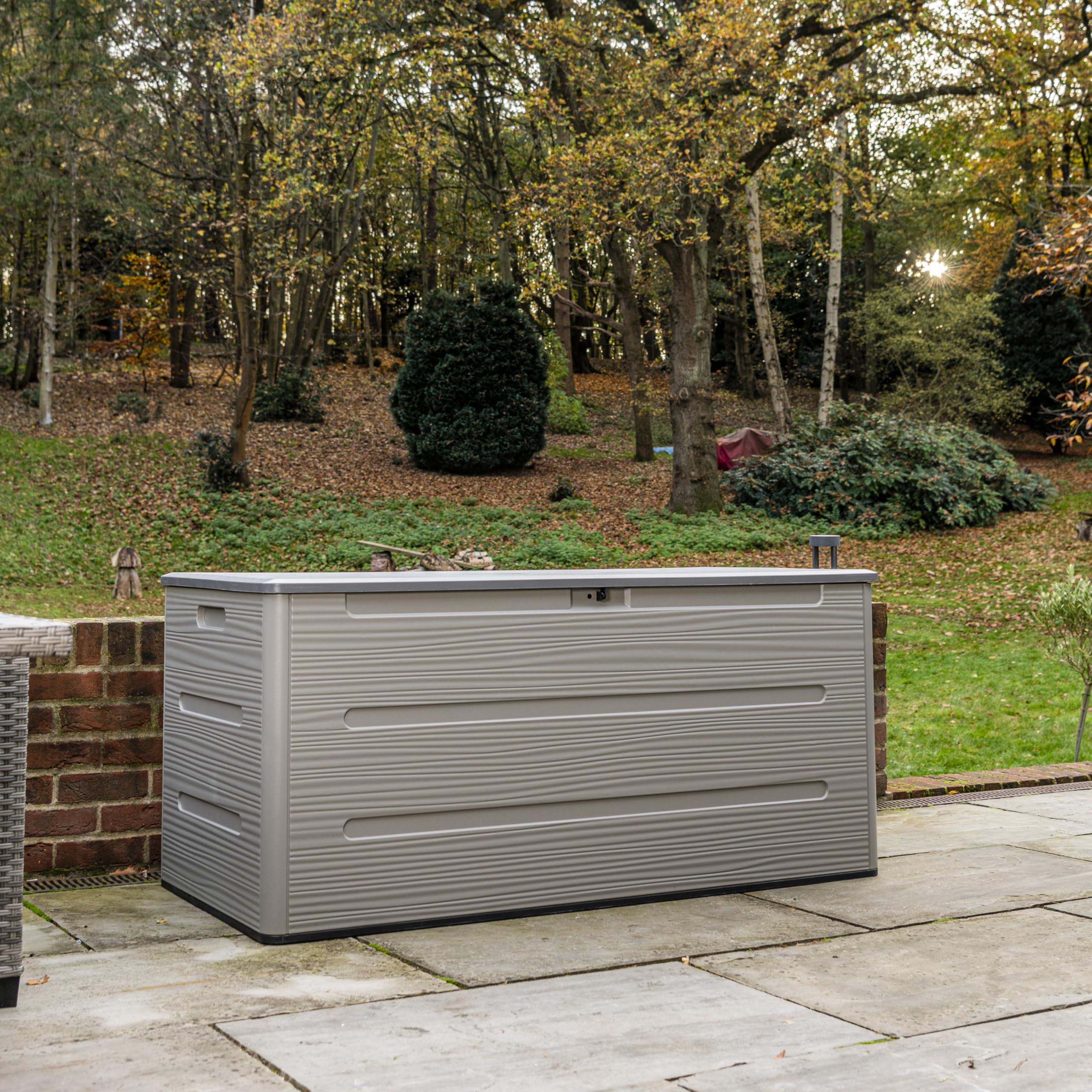 Garden Gear 700L Storage Chest Elite Series Outdoor Garden Storage Box Heavy Duty Weather Resistant HDPE Lockable Powder Coated Steel Frame - Image 2