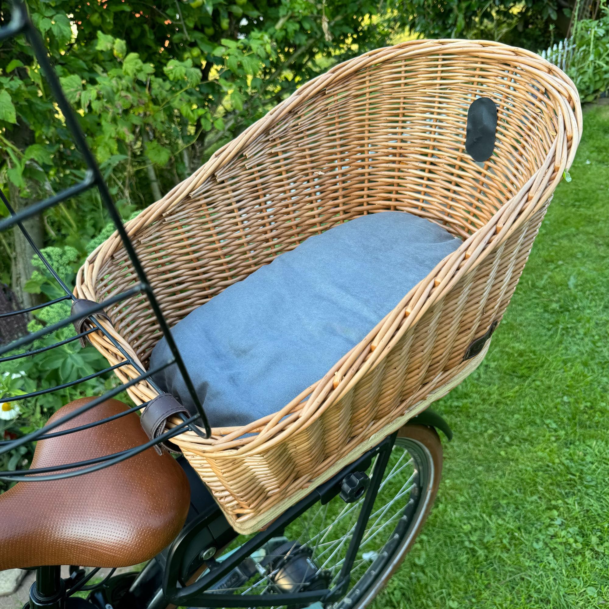 UNUS Cestino per bicicletta per cani in vimini, con copertura a griglia e cuscino, 47 x 29 x 34 cm
