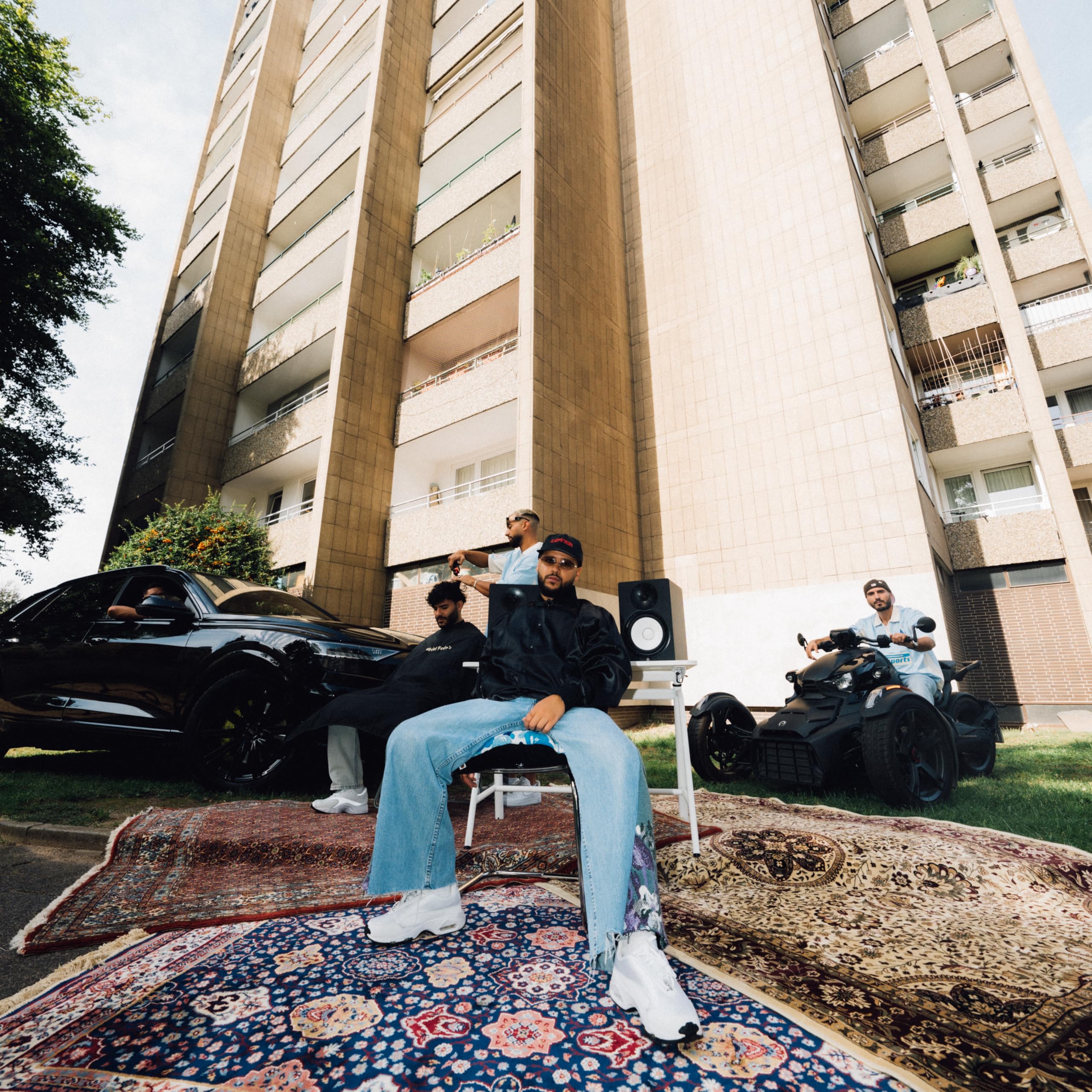 MAGHREB UNITED (feat. YONII)