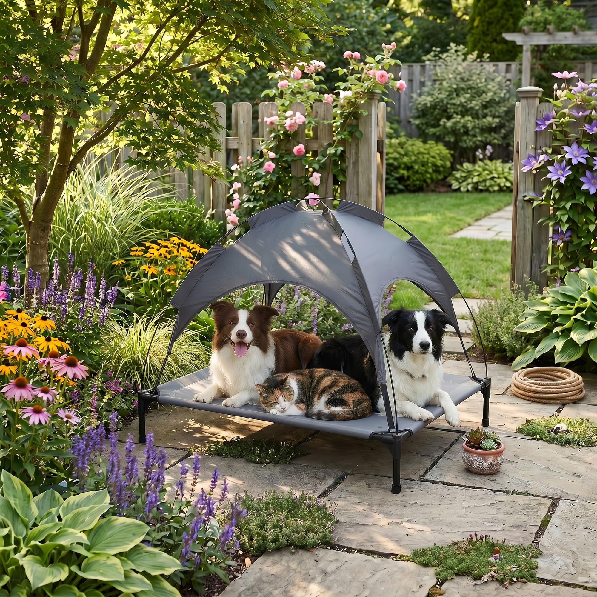 Italian Bed Linen – Brandina Rialzata per Cani "Sunny", Lettino con Tettuccio Protezione UV e Impermeabile, Tessuto Traspirante Anti-Umidità, Portata 50kg, Ideale per Esterno e Giardino, 105x85x85 cm