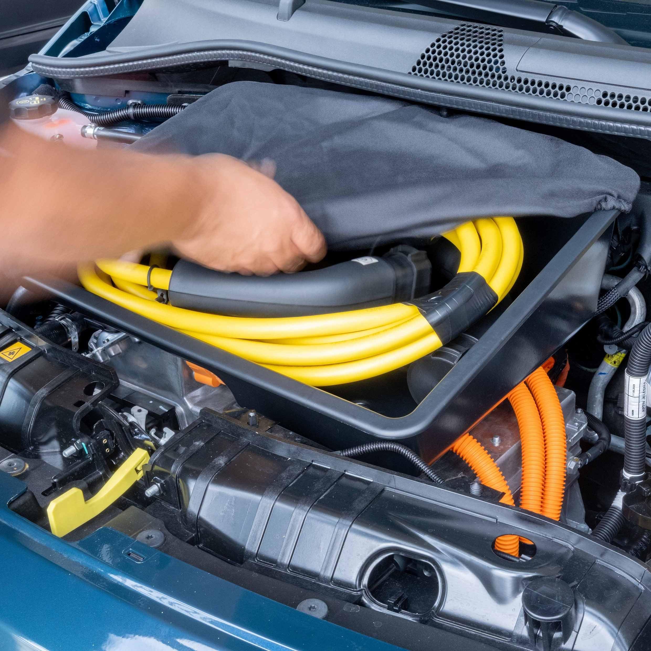 rati Frunk Compatible con FIAT 500e 2020- [Nero]