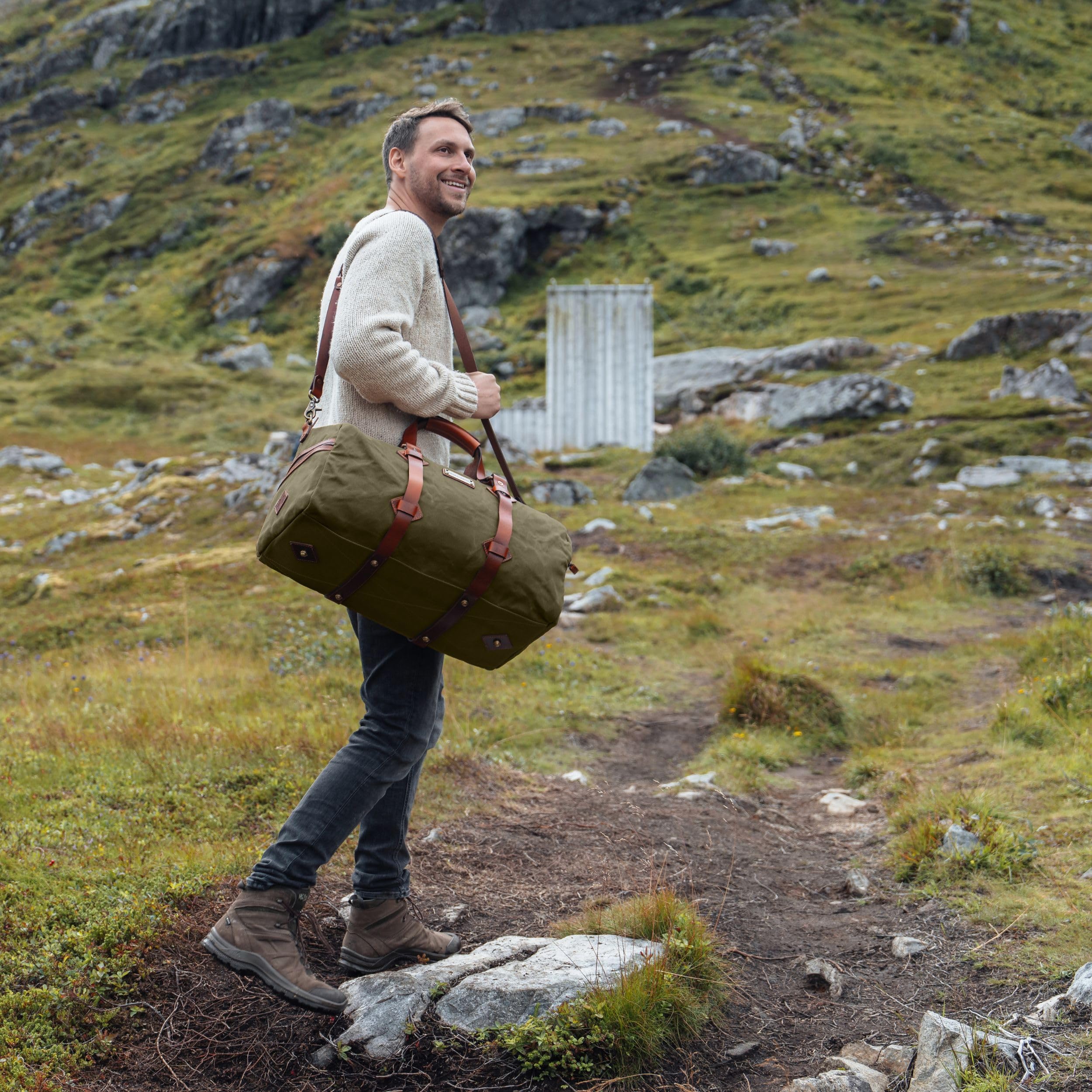 DRAKENSBERG Zestaw/2 woskowe płótno Weekender Cody & kosmetyczka Liam, Zielony las, Handgepäck 20 Zoll, Zabytkowe | 50 l, skóra bawola, męska, wodoodporna, wytrzymała, ręcznie wykonana, Heritage