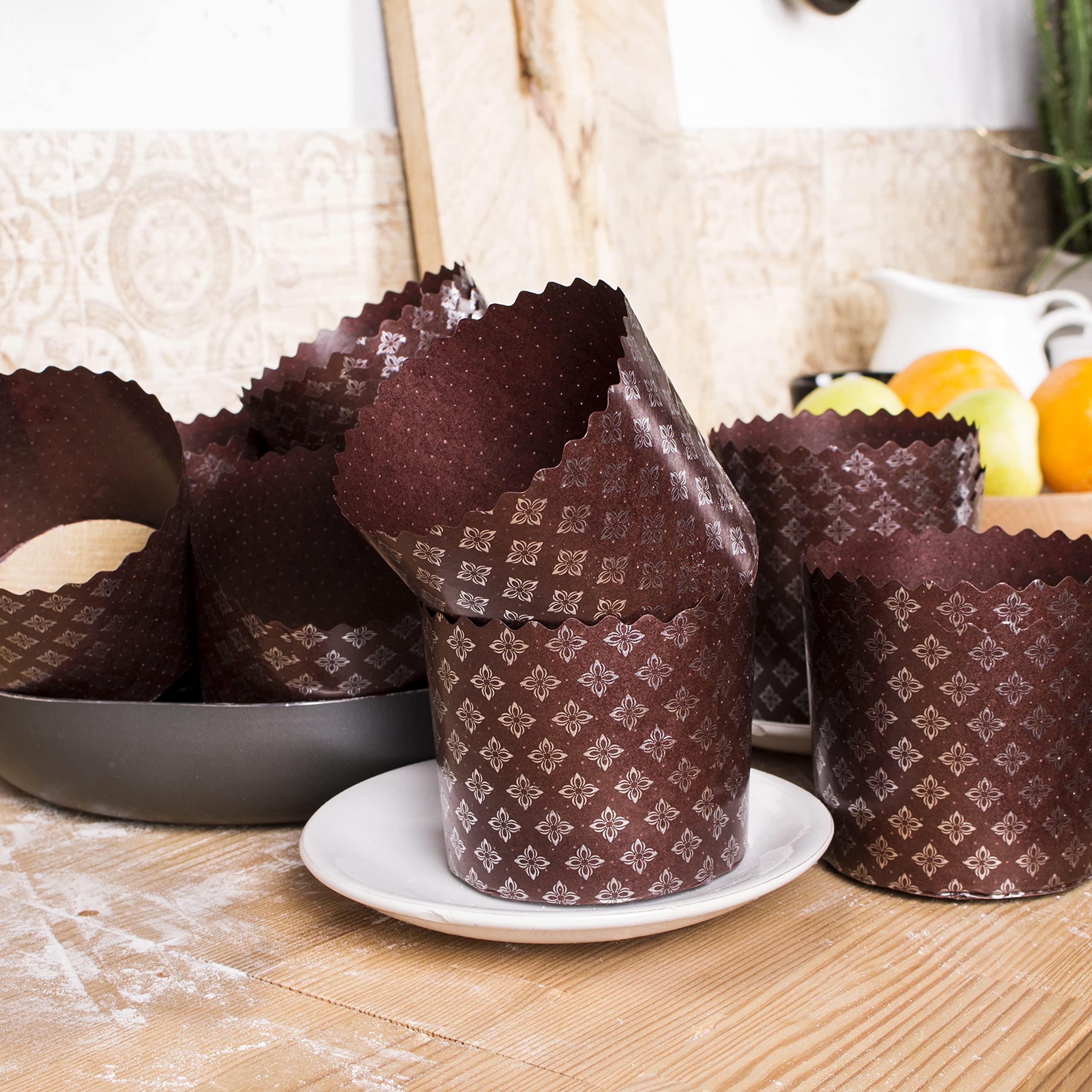 SHSH trade group 8 oz Panettone Paper Mold | 25 Pack | Round Italian Non Stick Panettone Paper Baking Molds- Brown Design W 3.55 x H 3.35-In