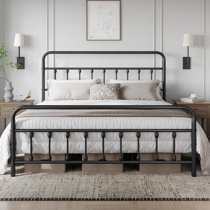 Estructura de cama Yaheetech King con cabecero, plancha negra vintage victoriana | Estructura de metal resistente y fácil de montar para dormir sin ruidos; no se necesita somier, proporciona un amplio espacio de almacenamiento debajo de la cama de 12,6 pulgadas
