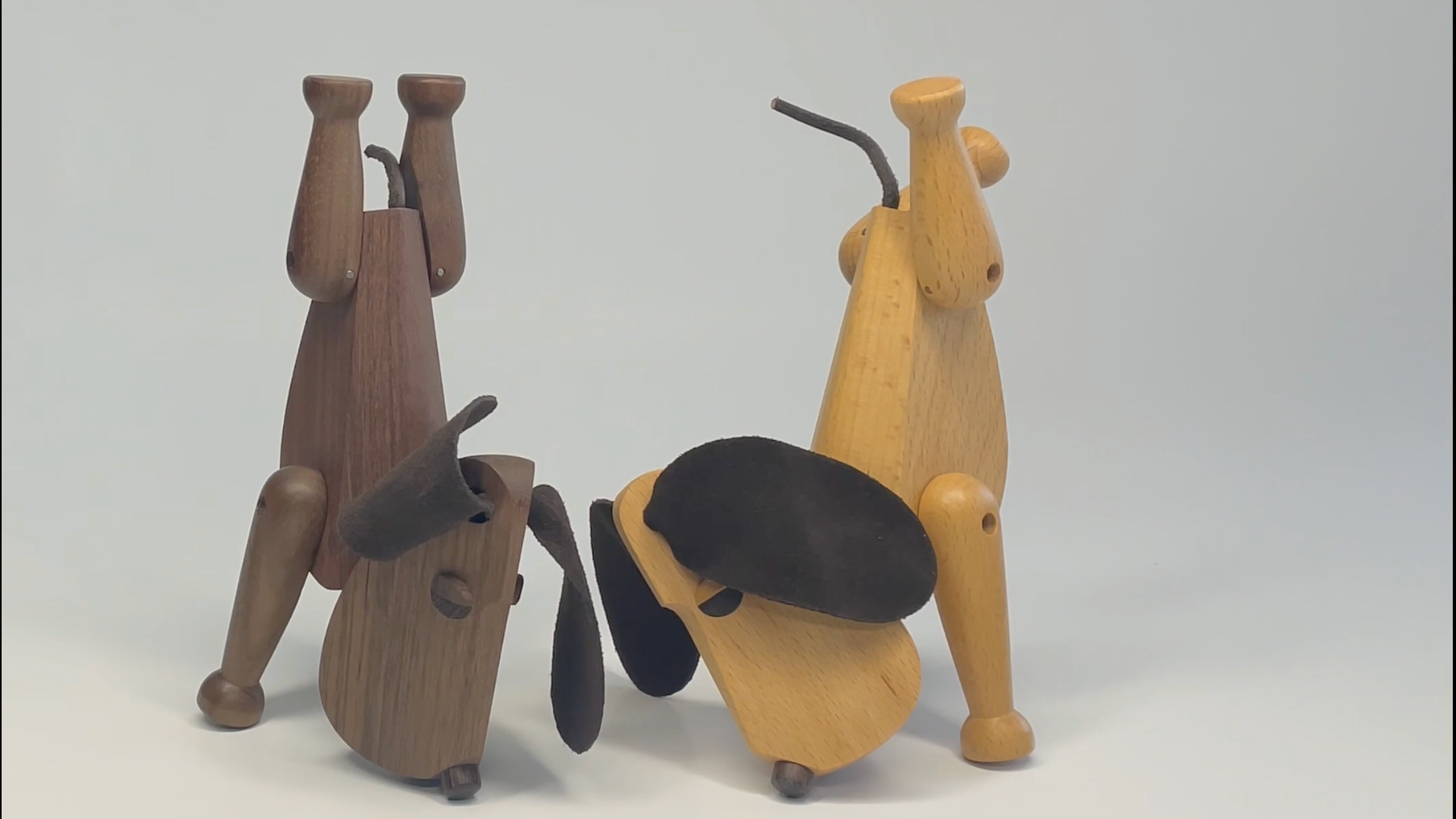 Amazon.com: ARCHITECTMADE | HANS BØLLING | Wooden Figure Dog