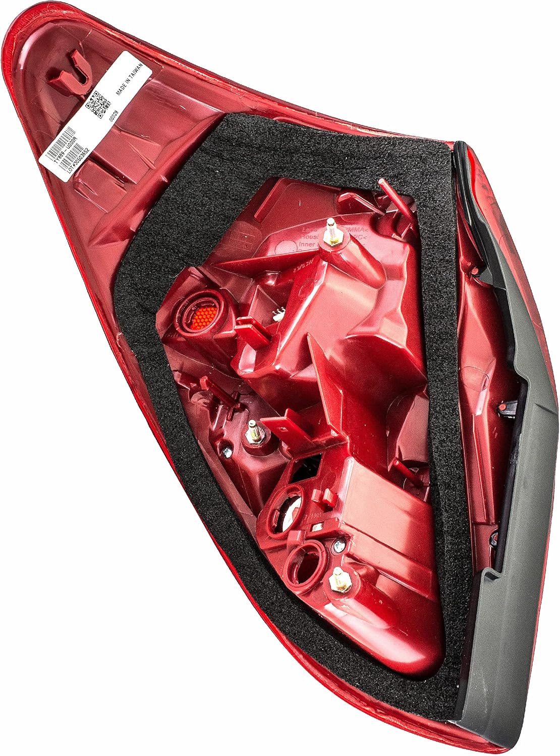 Dorman 1611367 Passenger Side Tail Light Assembly Compatible with Select Toyota Models