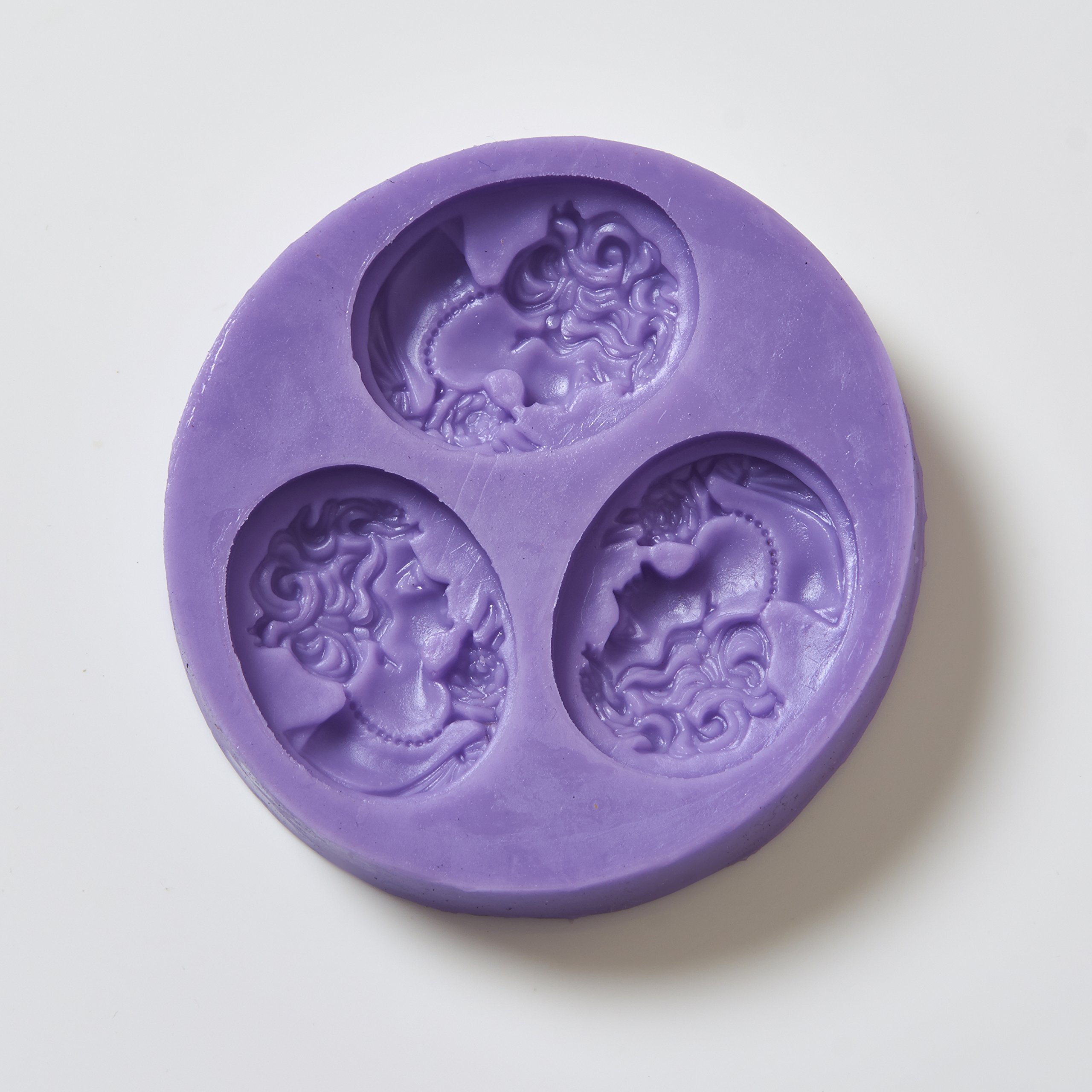 World Of Moulds Cameo Fondant Icing 3 Silicone Mould F0012