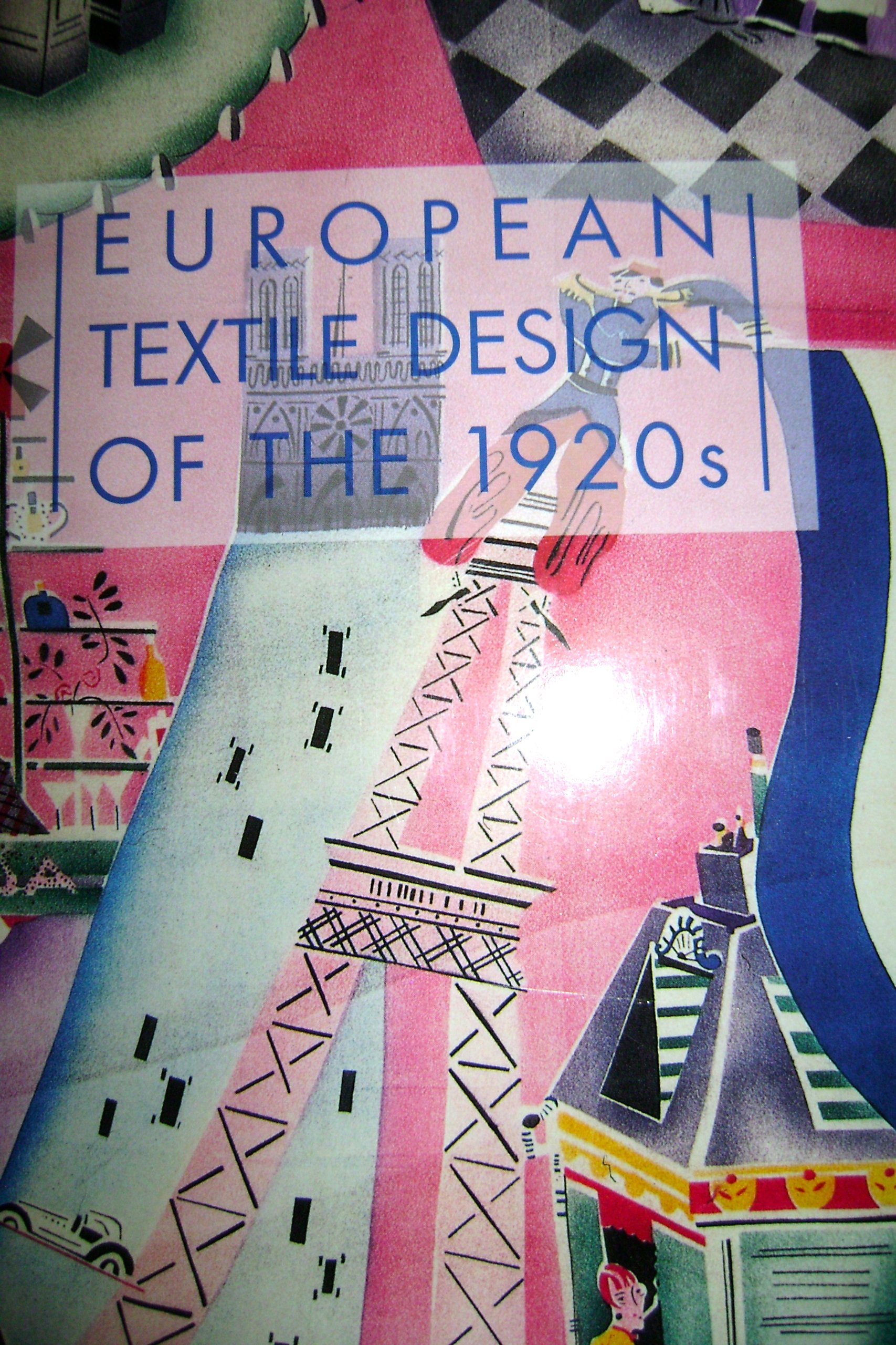 Livre de design textile européen des années 1920 pour collectionneurs d'art