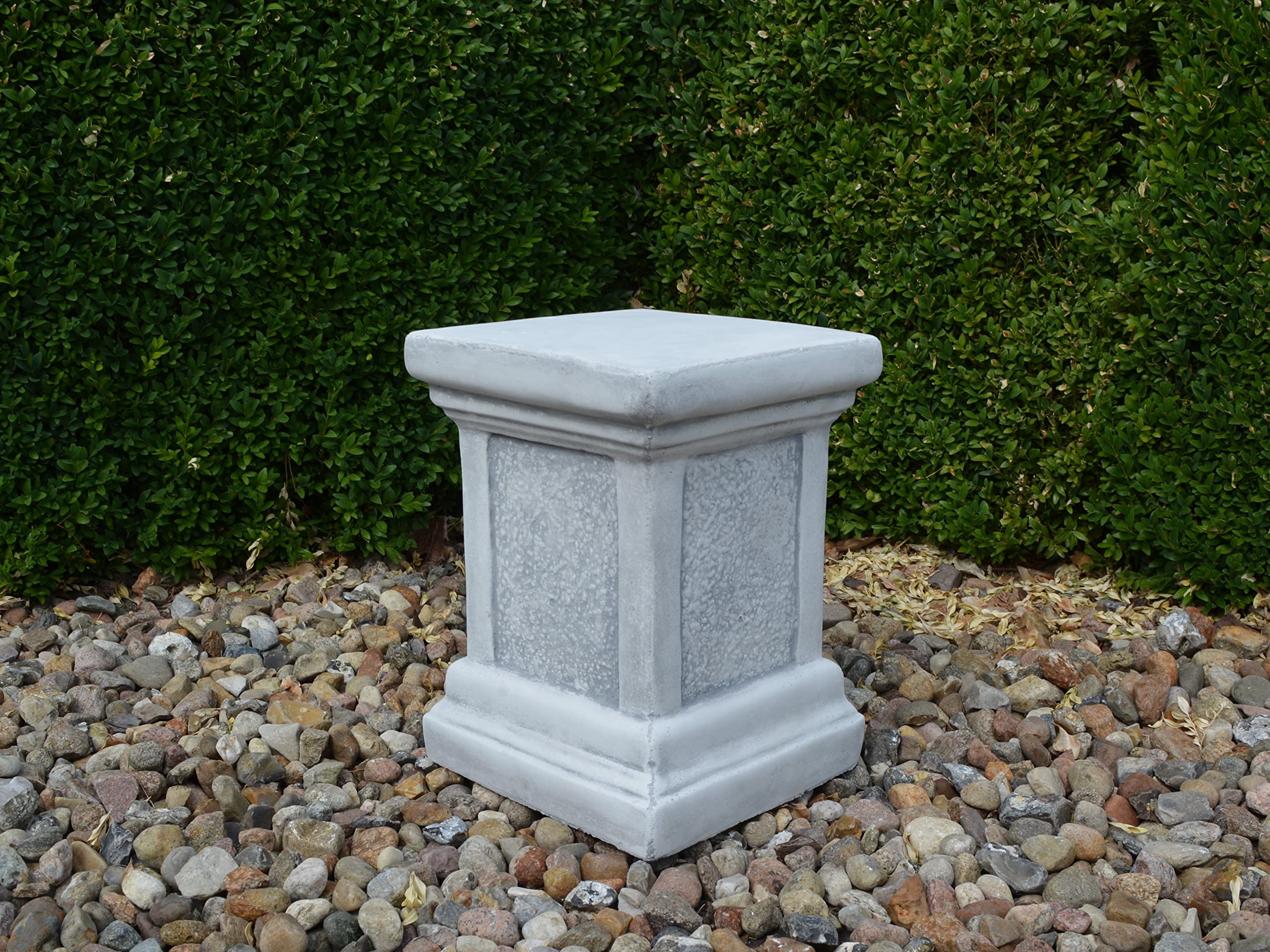 gartendekoparadies.de Sockel Podest, Steinsockel aus Steinguss, H. 33 cm, Stellfläche 24 x 24 cm, 29 kg, Grau, Frostsicher für Außenbereich