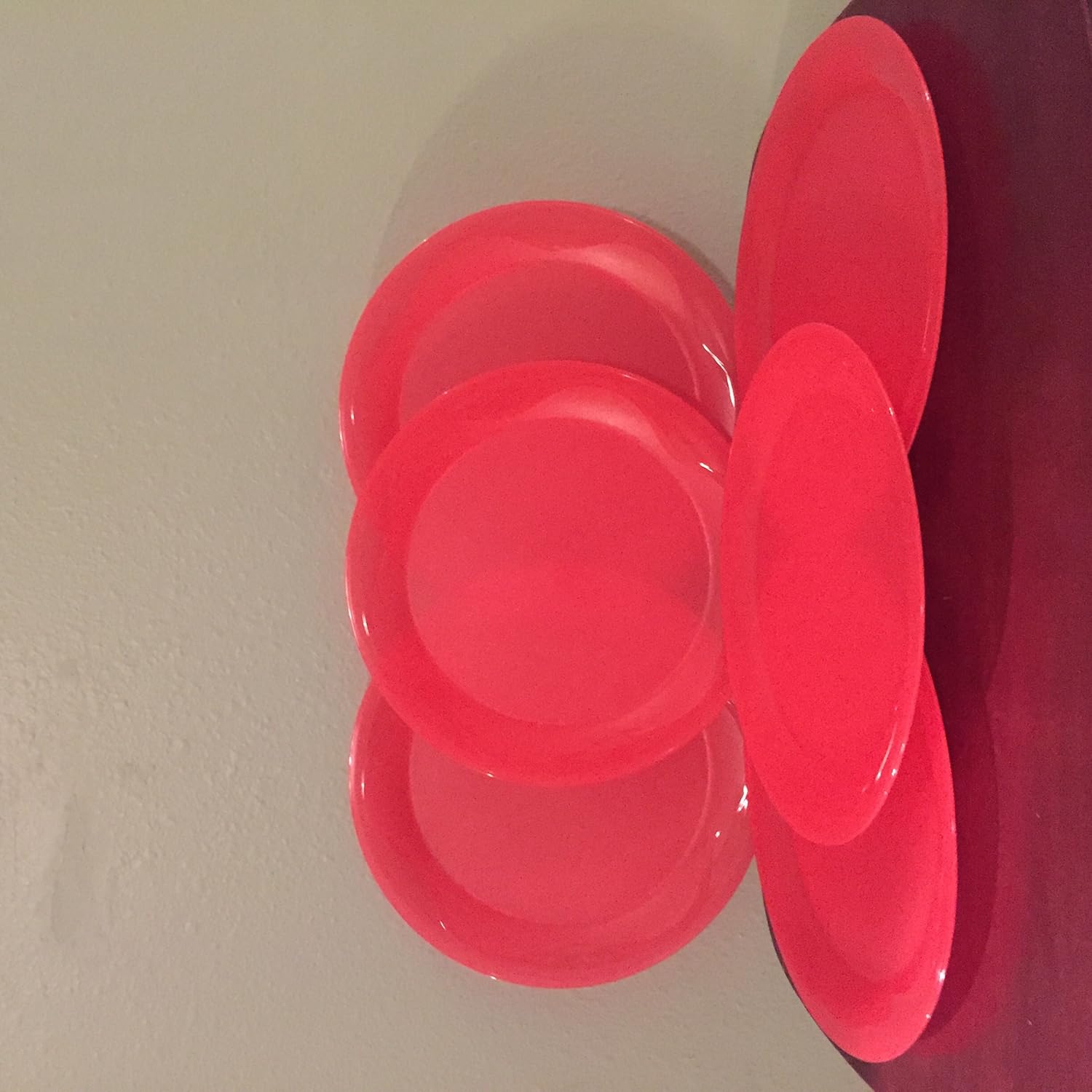 Tupperware Microwave Dinner Plates Set of 6 in Guava/Melon