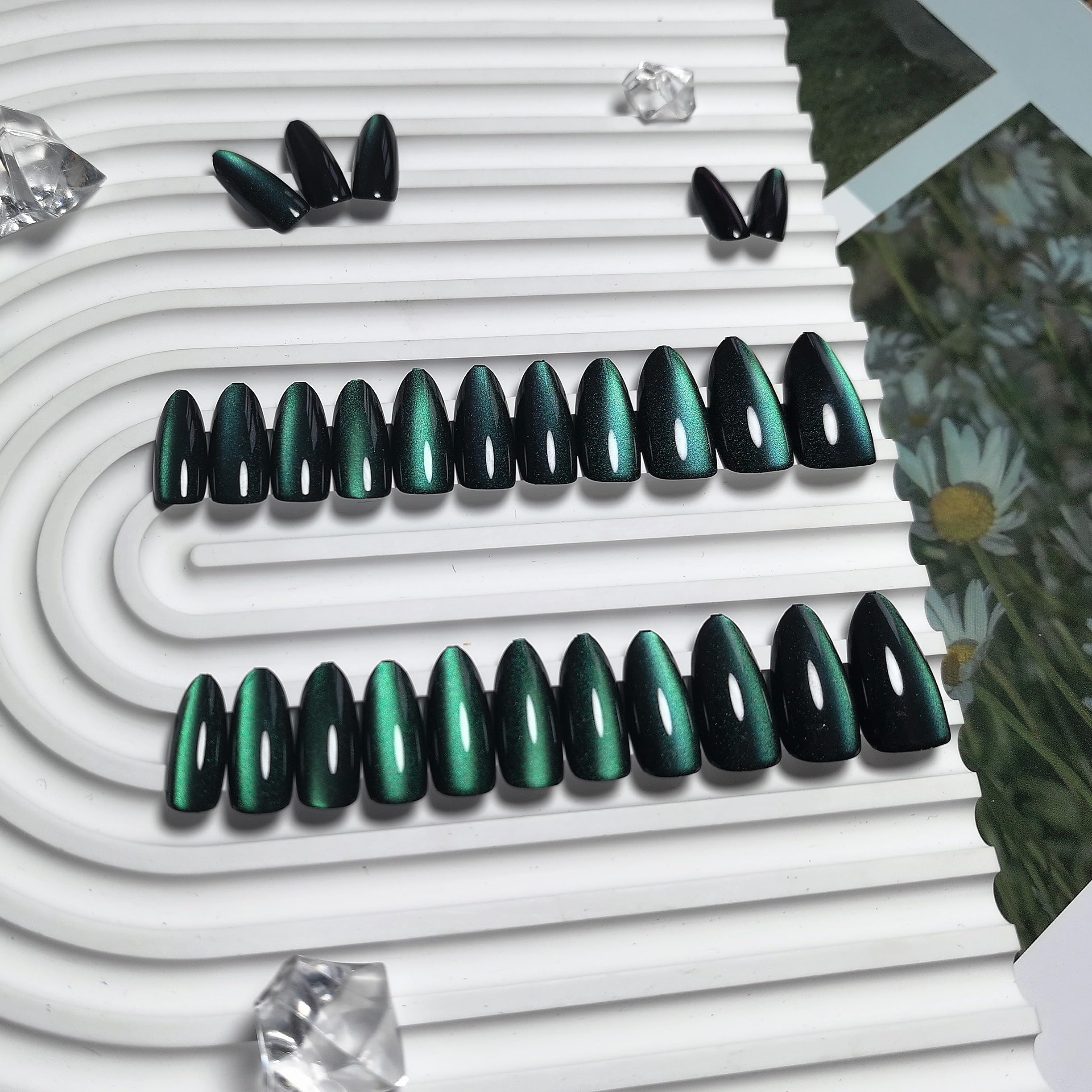 Emerald Green Cat Eye False Nails, SXVME Glitter Black Press on Nails Medium Almond - Image 3