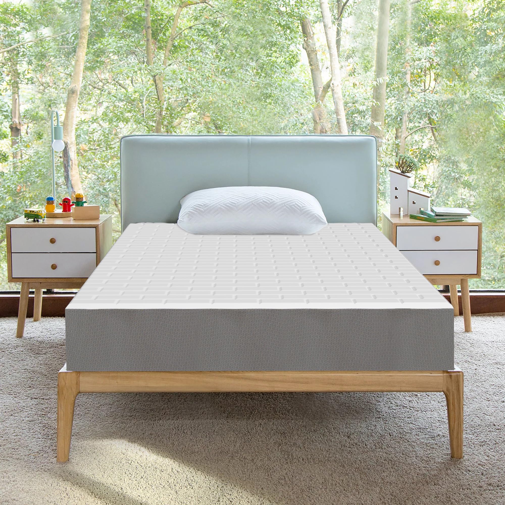 Wayton, 7-Inch Medium Firm High Density Foam Mattress, Comfortable Mattress for Cooler Sleep, Zippered and Washable Cover, Queen, White