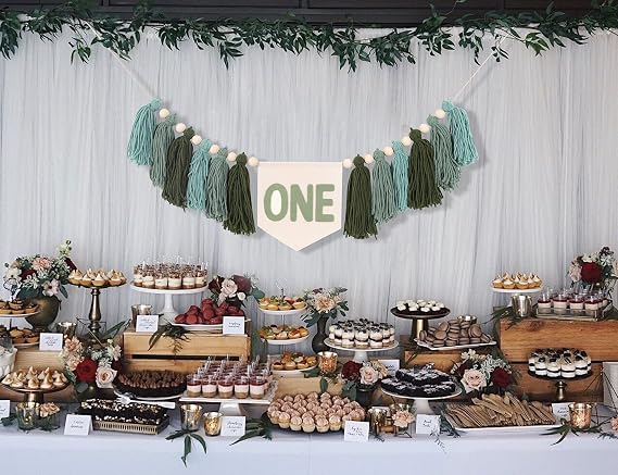 Greenery 1st High Chair Banner - Nature & Wooden Tassel Garland Green