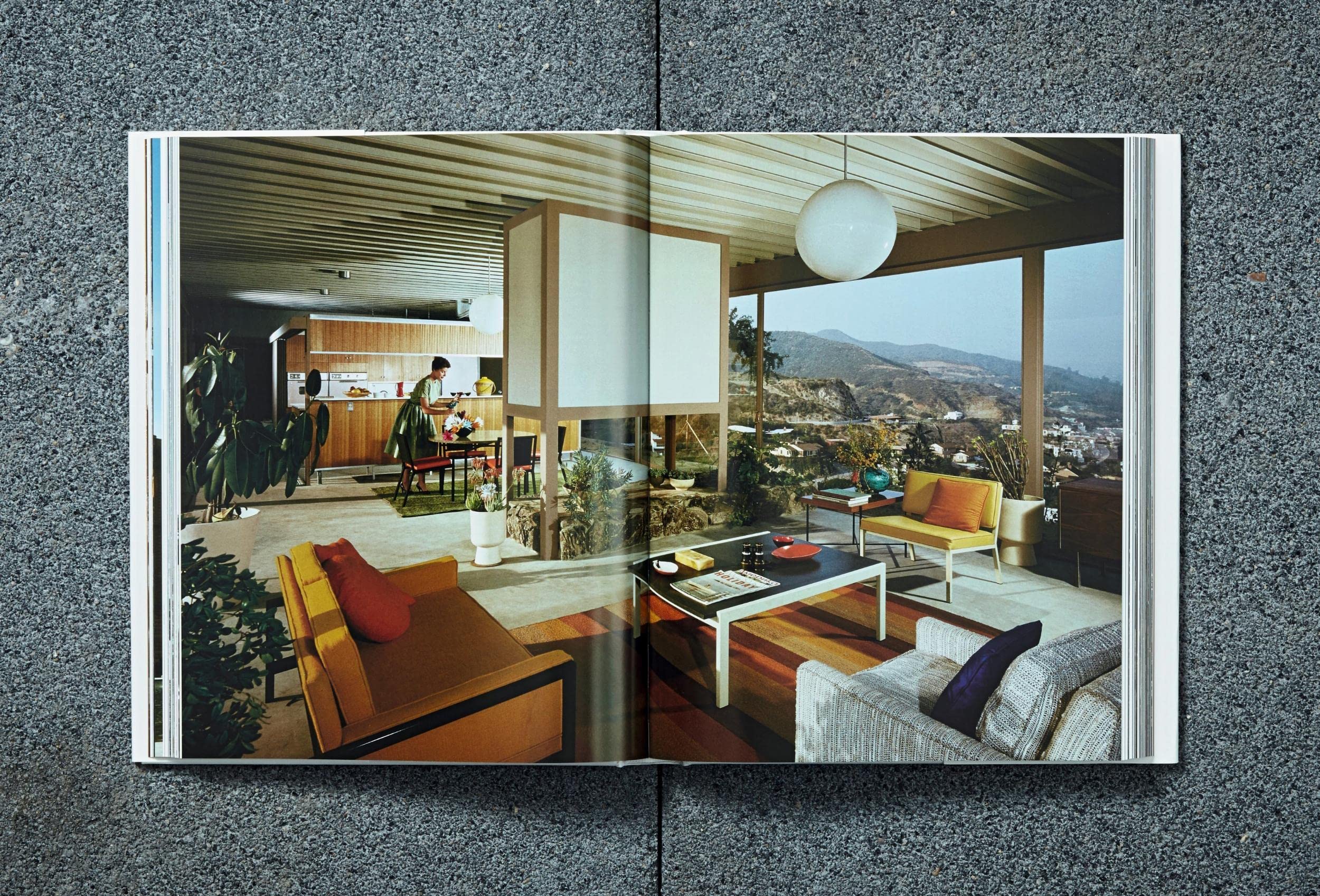 Julius Shulman. Modernism Rediscovered (3 vol.)