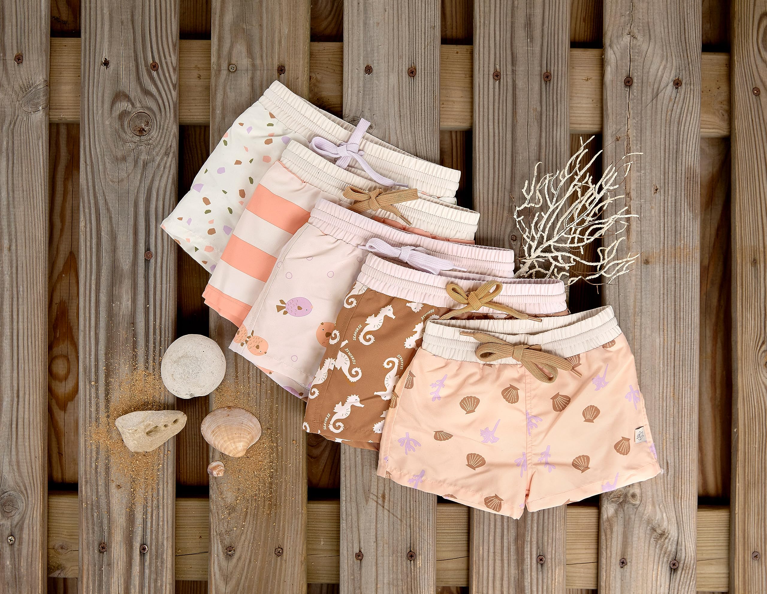 LÄSSIG Baby Kinder Badehose kurz mit UV-Schutz und integrierter Schwimmwindel/Boardie Shorts