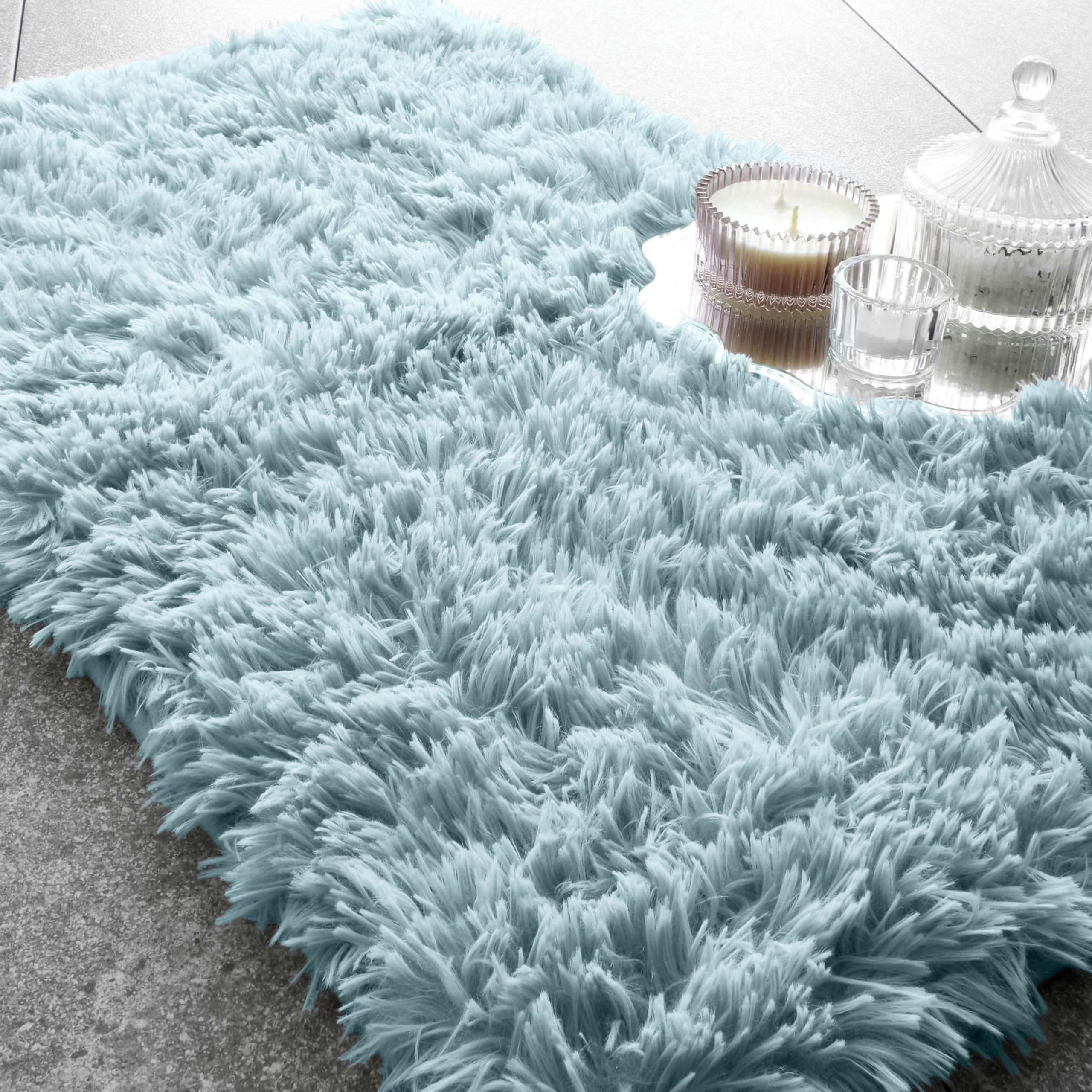 Catherine Lansfield 'Cuddly' Deep Pile Faux Fur Bath Mat in Duck Egg Blue