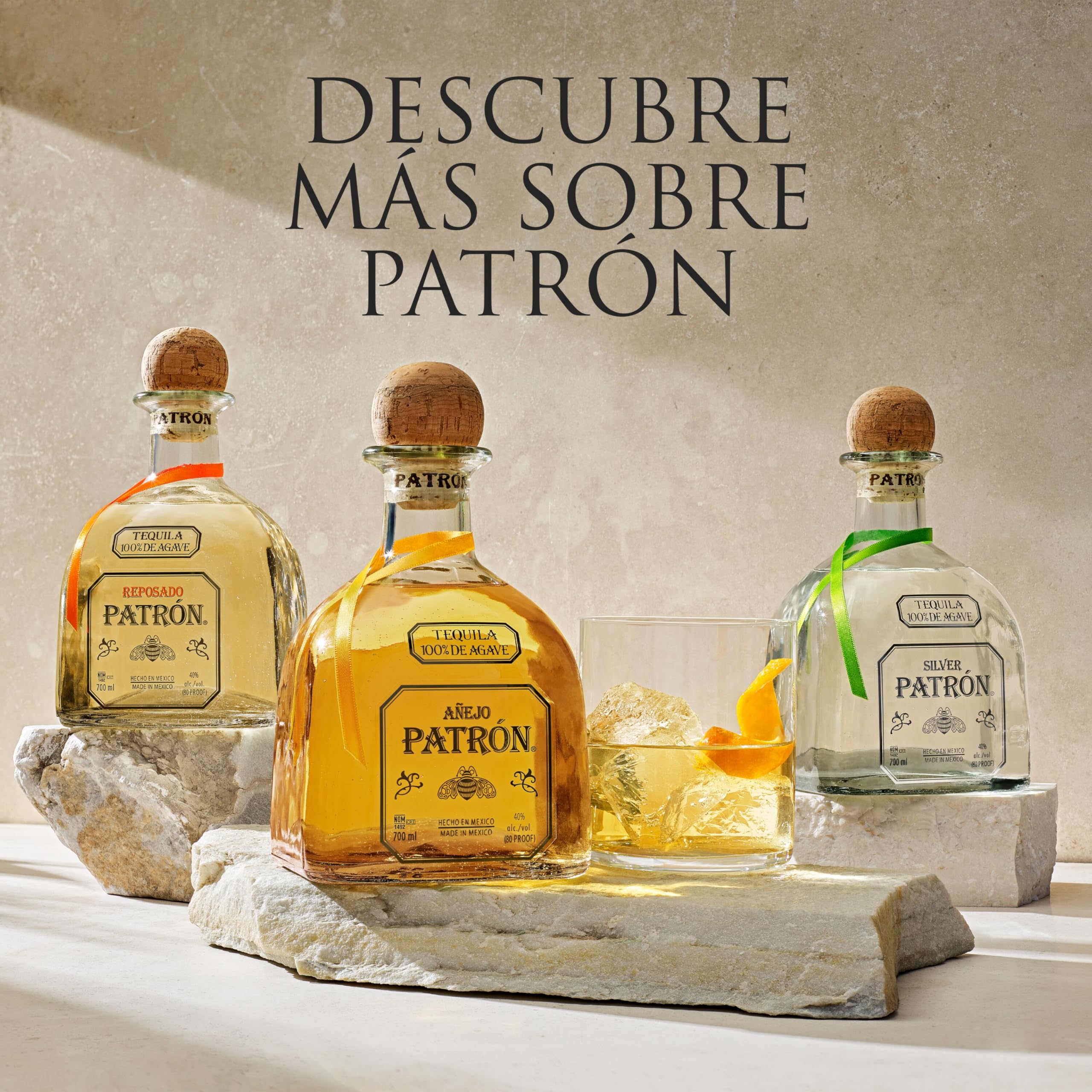 PATRÓN Añejo Premium Tequila, 40% vol., 70 cl / 700 ml, Tequila 100% de agave, elaborado artesanalmente en México, en pequeñas cantidades, con el mejor agave Azul Weber, añejado en barricas de roble