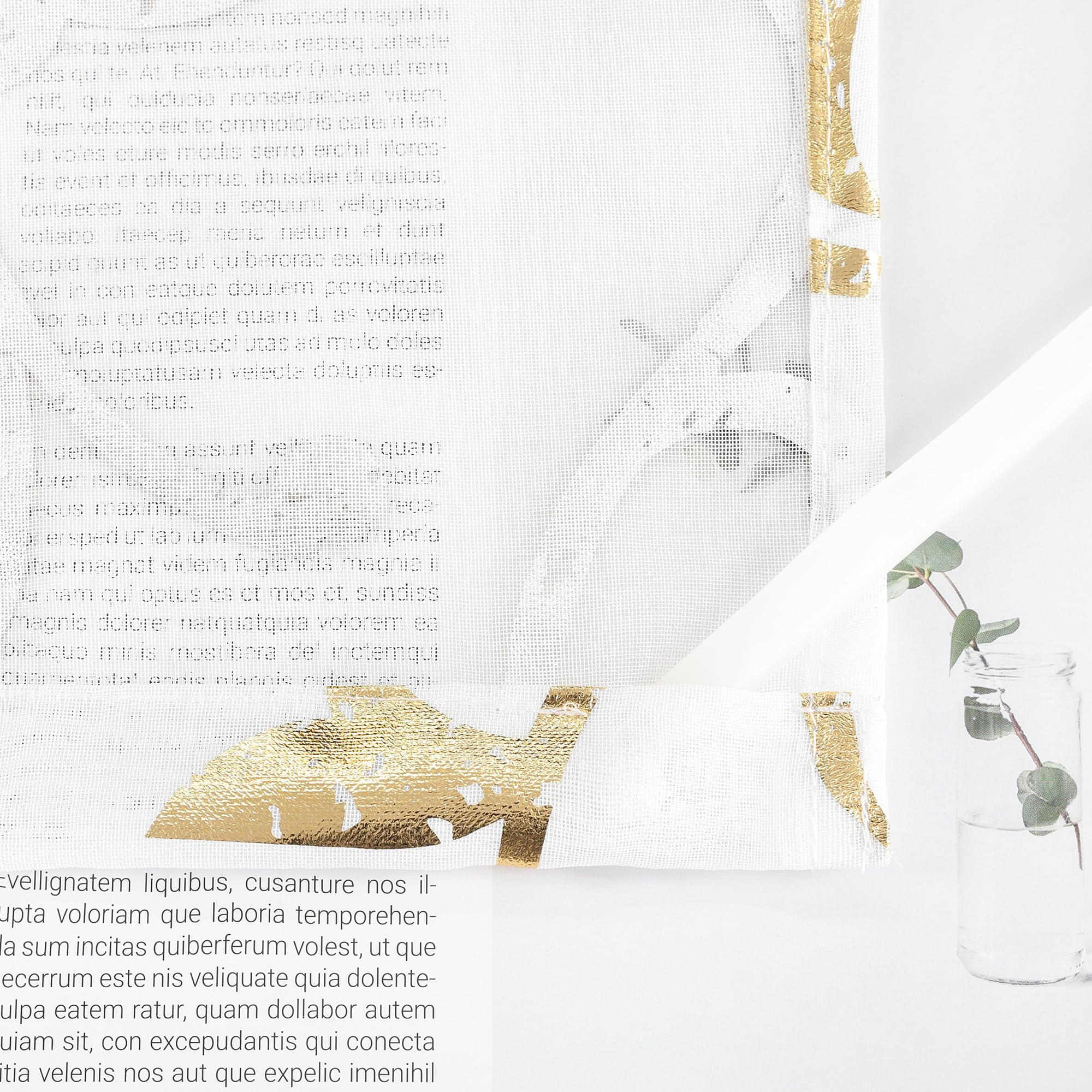 ESLIR Schiebevorhänge Set 2er Flächenvorhänge mit Klettband Schiebegardinen Transparent Gardinenschals Transparent Vorhang mit geprägtem Rankenmuster Gold BxH 57x145 cm 2 Stück