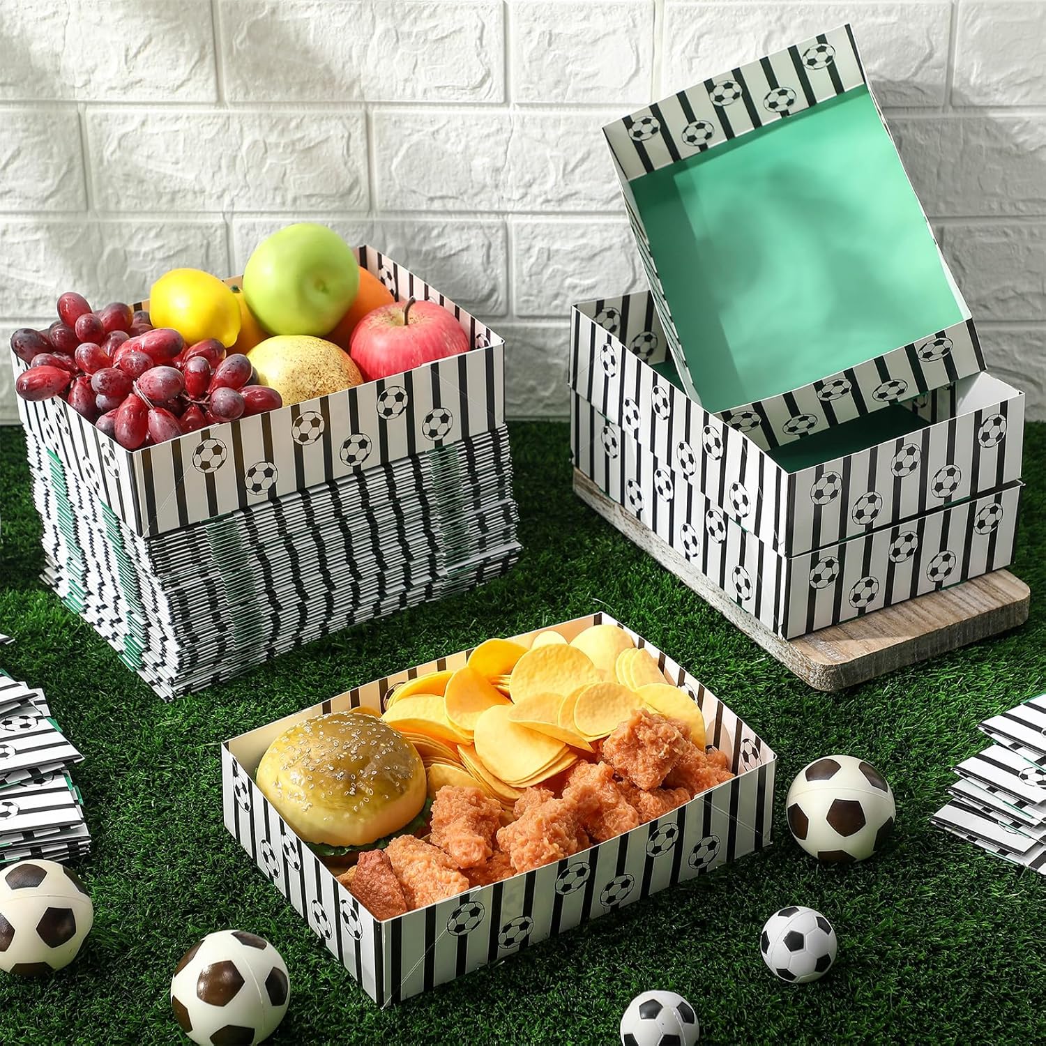 100 Pcs Soccer Themed Food Trays 10. 24 x 7. 09 x 2. 36 in 4 Corner Pop up Food Tray Foldable Soccer Party Favors Serving Trays Nachos Disposable Bowls for Sports Fans Party Decoration