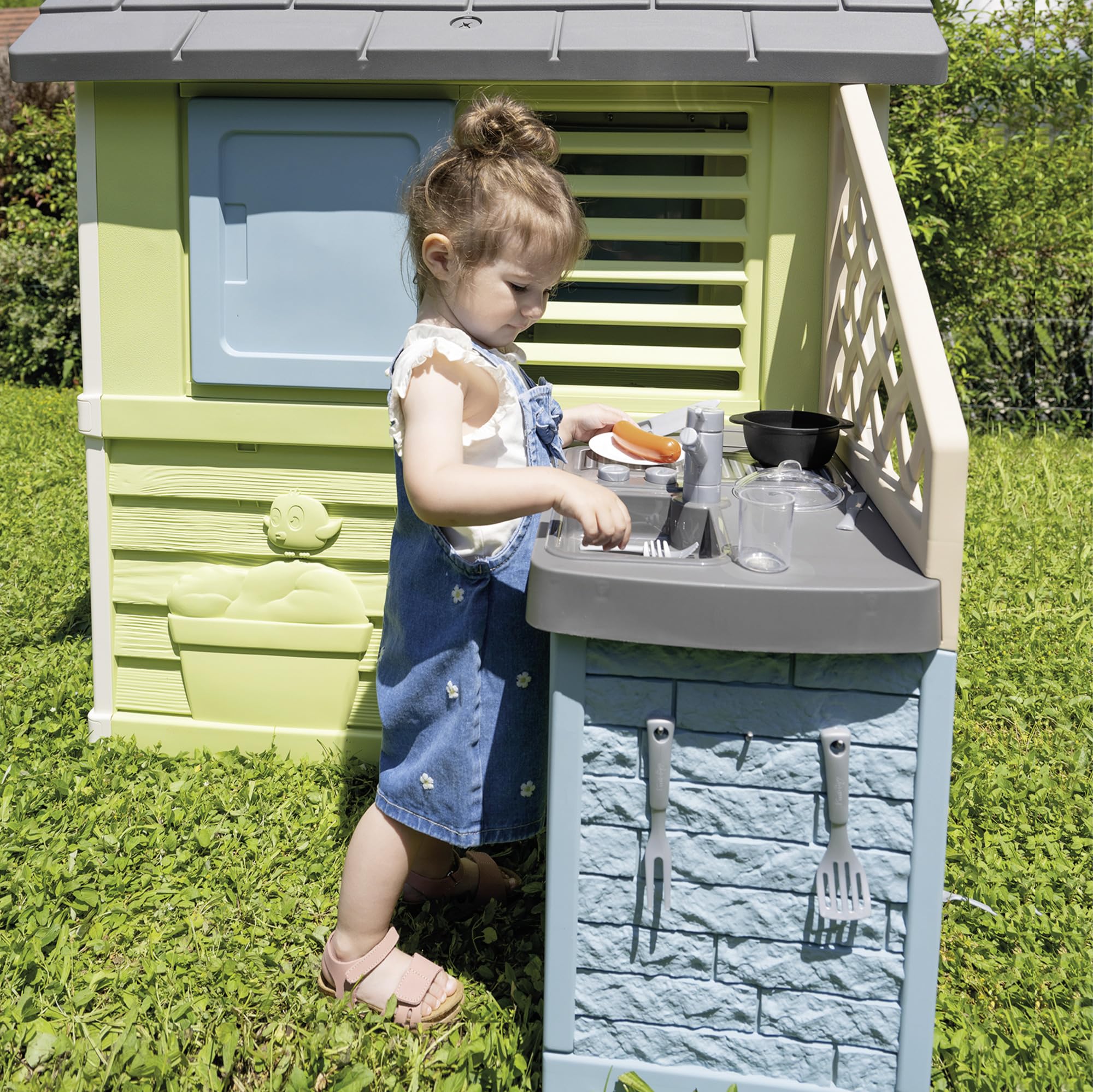 Smoby Life - Maison Pretty Cuisine d'été - Plaque Grill et évier - 17 accessoires - Matière Recyclée - Dès 2 Ans - Jeux - Jouets
