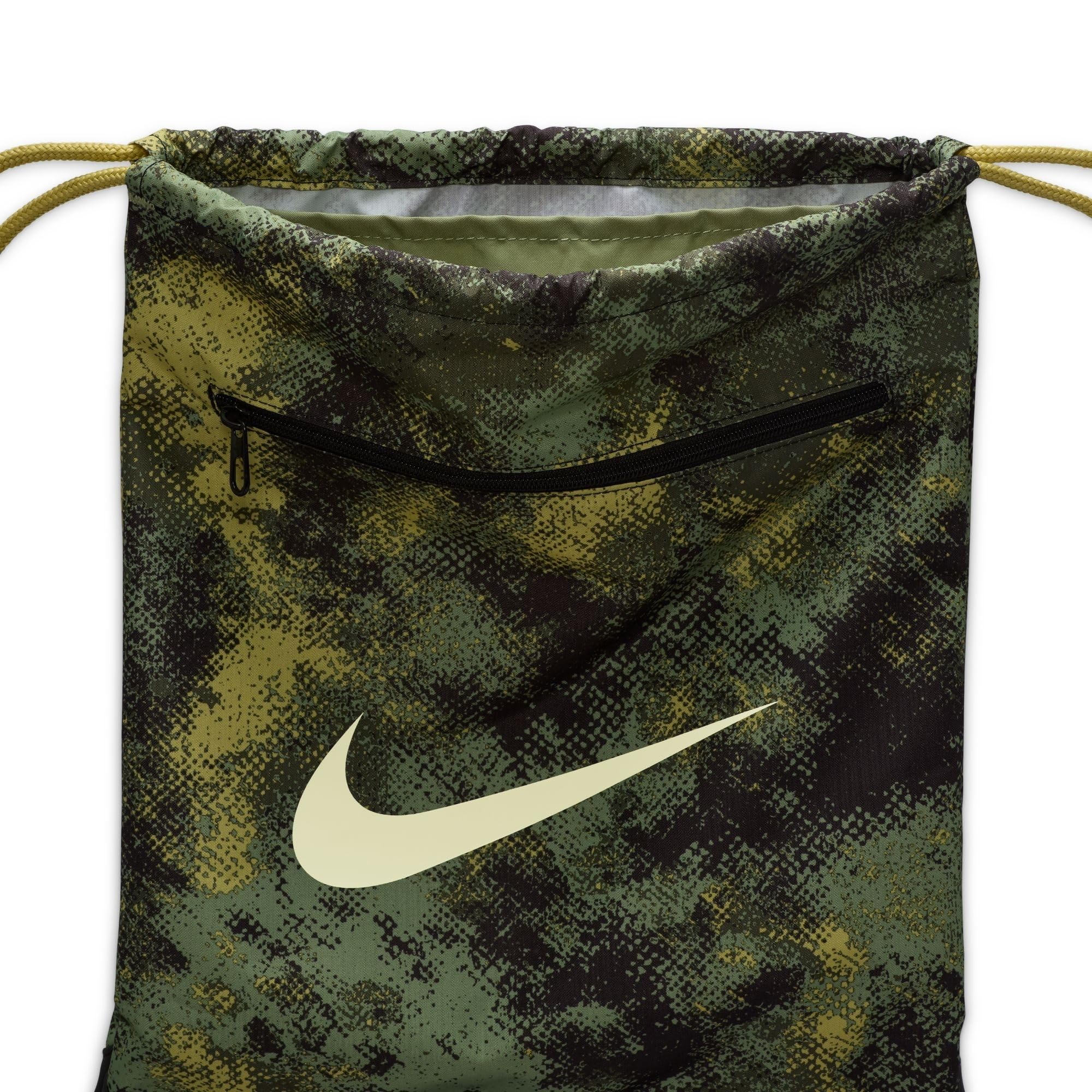 Nike Brasilia 9.5 FZ2613-386