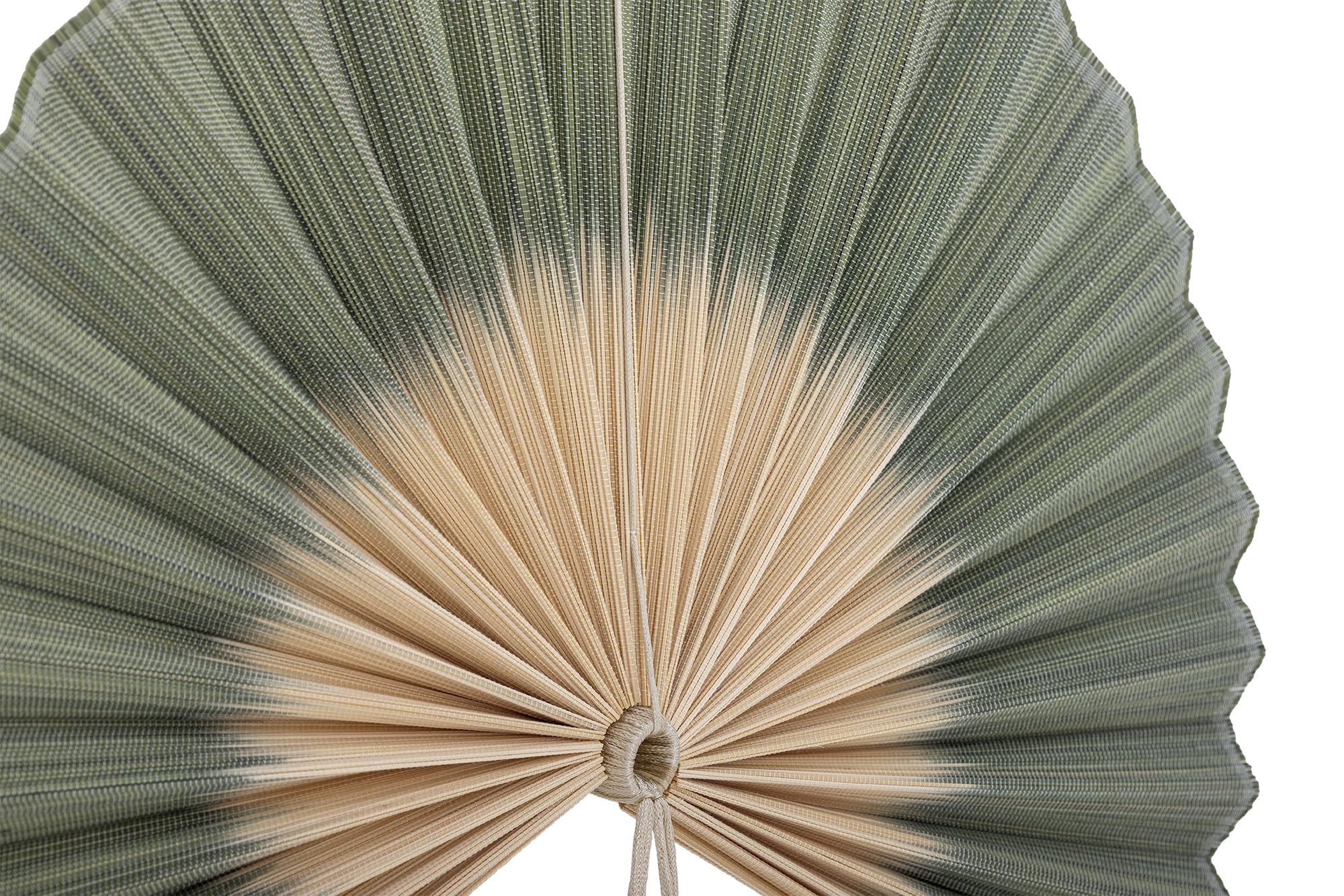 Bloomingville JAIME Wanddeko Grün - Deko Bambus Wanddeko mit grünen Falten, Beige Mitte und Quaste, L 75 x H 70 cm, inklusive Aufhängeschlaufe