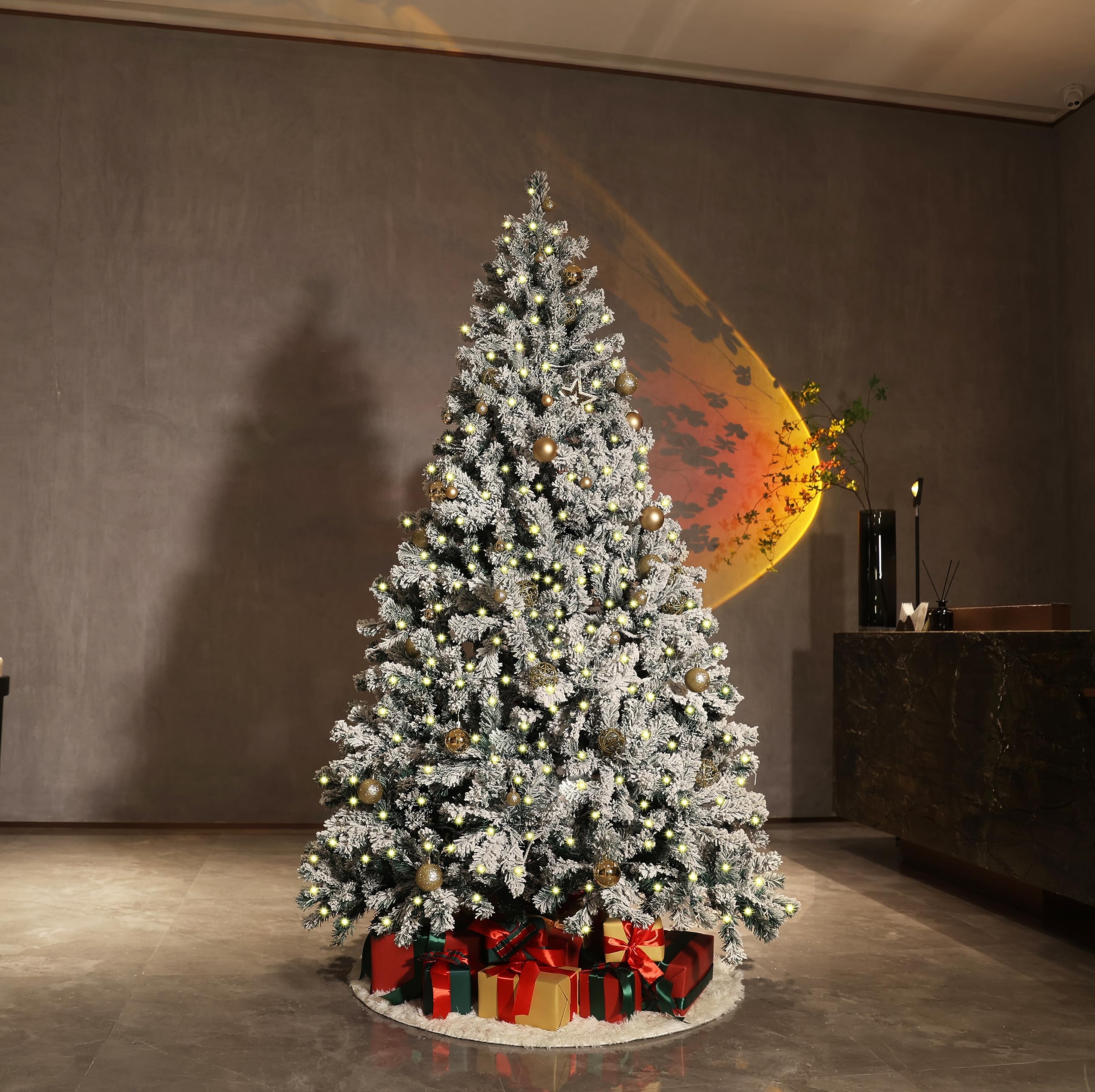 Asinse 4ft Pre-Lit Snow Flocked Christmas Tree with 150 Chasing Warm LED Lights - Premium Artificial Spruce Hinged Xmas Tree with 650 Branch Tips, for Home Office Party Decoration