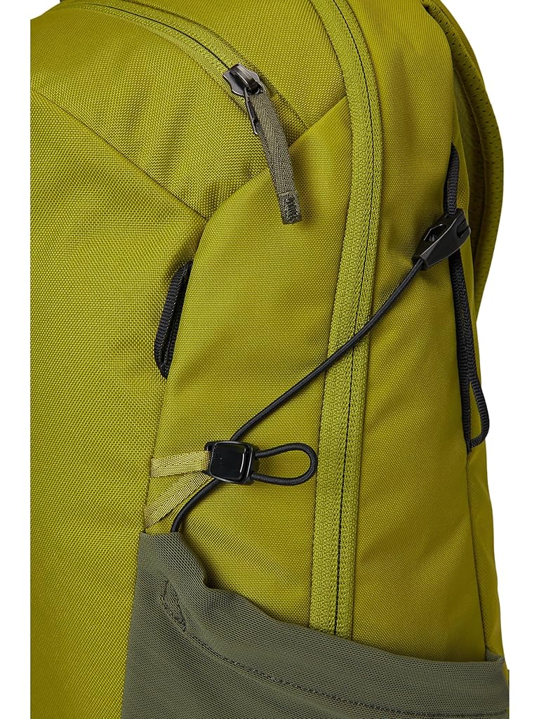 Olive Arc'teryx Mantis 16 Backpack