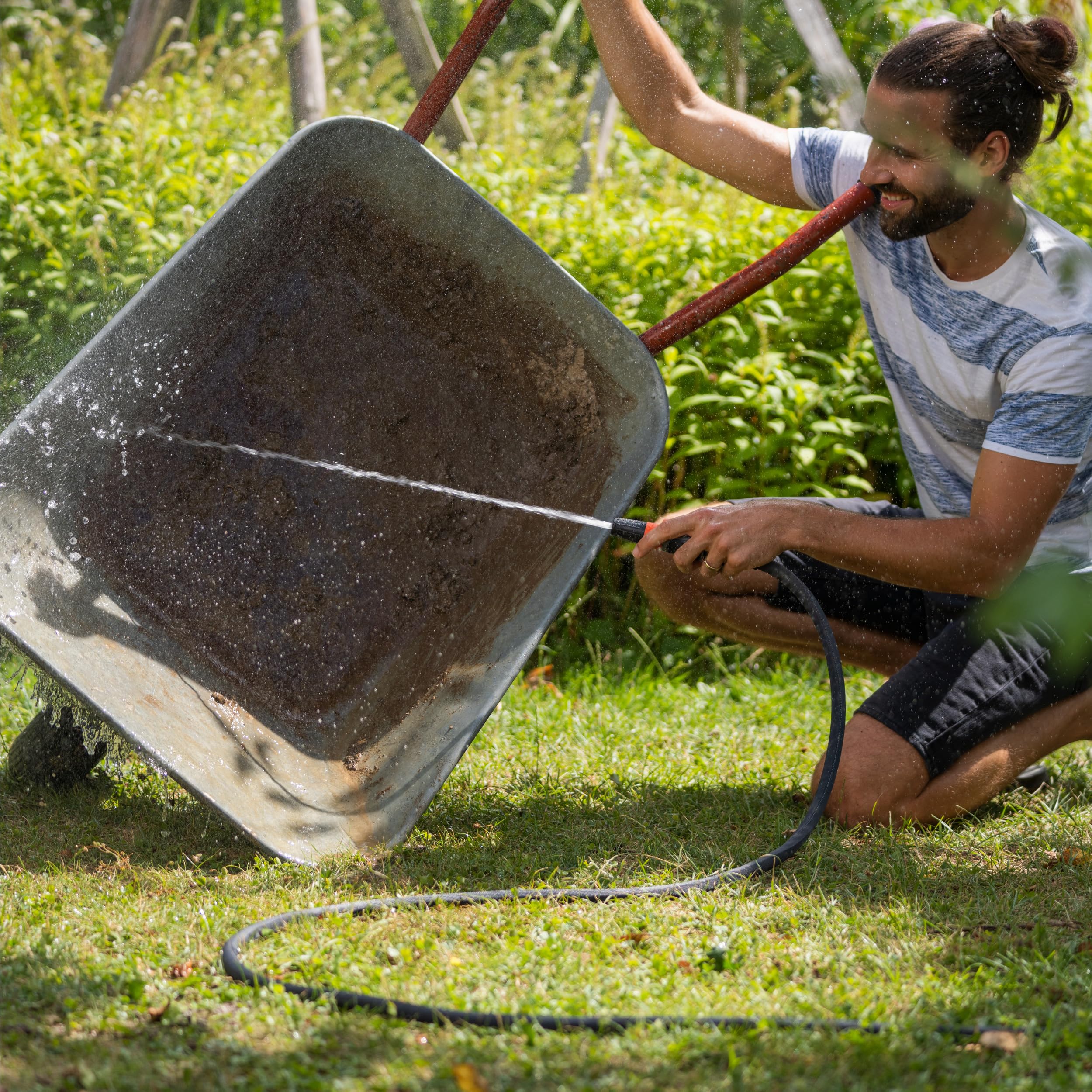 GARDENA Groupe de surpression 4600 Silent Pompe Irrigation automatisée eau domestique 25% consommation énergie moins 9070-20
