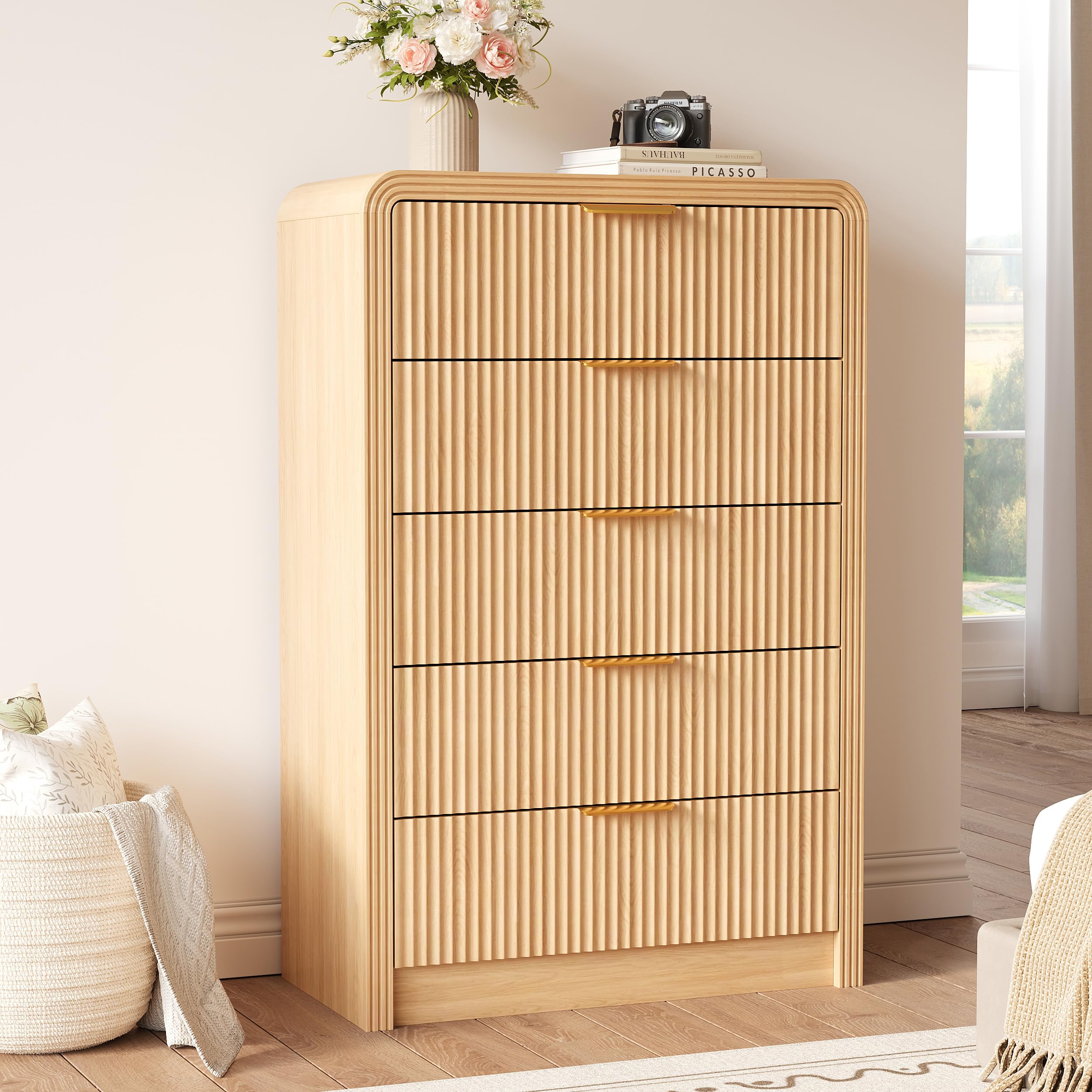 Decofy Fluted 5-Drawer Dresser