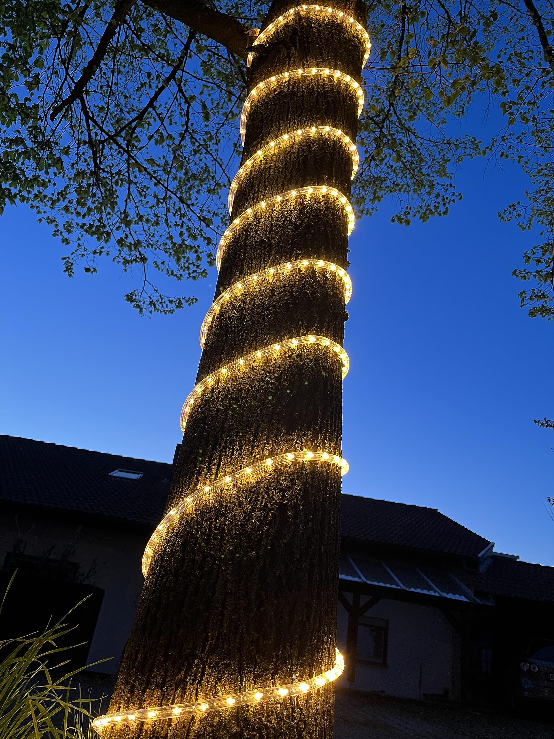 Profi Serie - Tubo luminoso LED 20 m con spina, esterno e interno, bianco caldo, dimmerabile, 230 V, impermeabile IP65, per balcone, terrazza, facciate, edifici, illuminazione commerciale