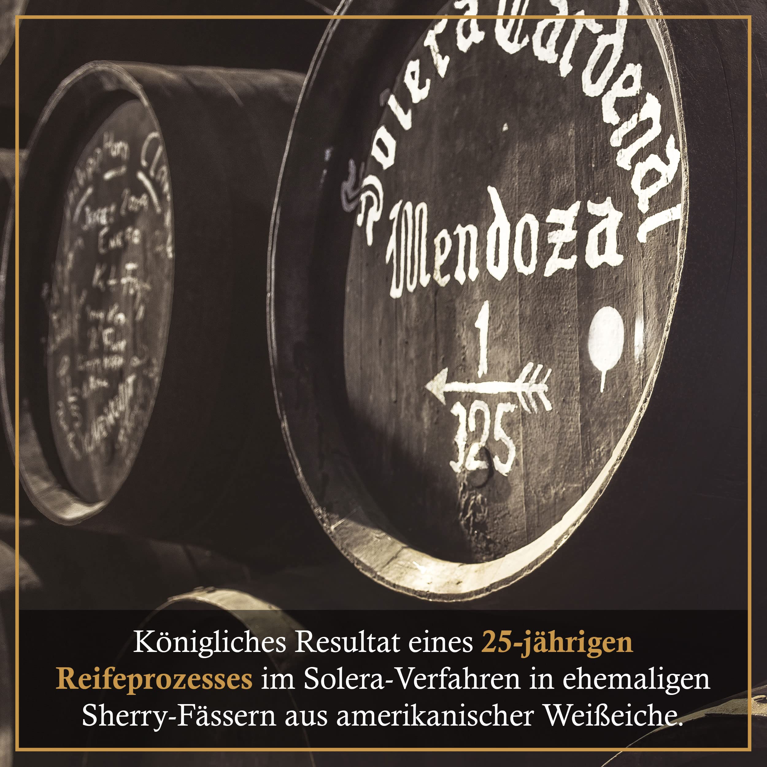 Cardenal Mendoza Carta Real Solera Gran Reserva, Brandy de Jerez (3 x 0.7l) 40% vol, 25 Jahre im Solera-System gereift - vollmundig und weich mit Noten von Vanille, Karamell, Beeren und Eiche