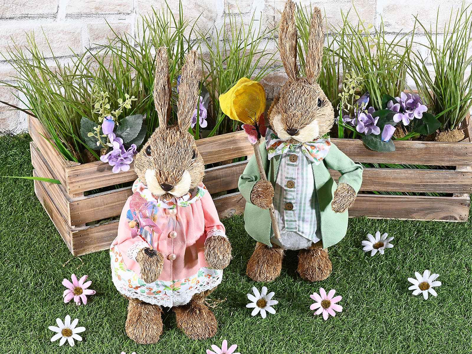 Gruppo Maruccia - Osterhasen aus Stroh - Handgefertigte Dekoration für Zuhause und Geschäfte - Geschenkidee zu Ostern - Kleidung Set mit 2