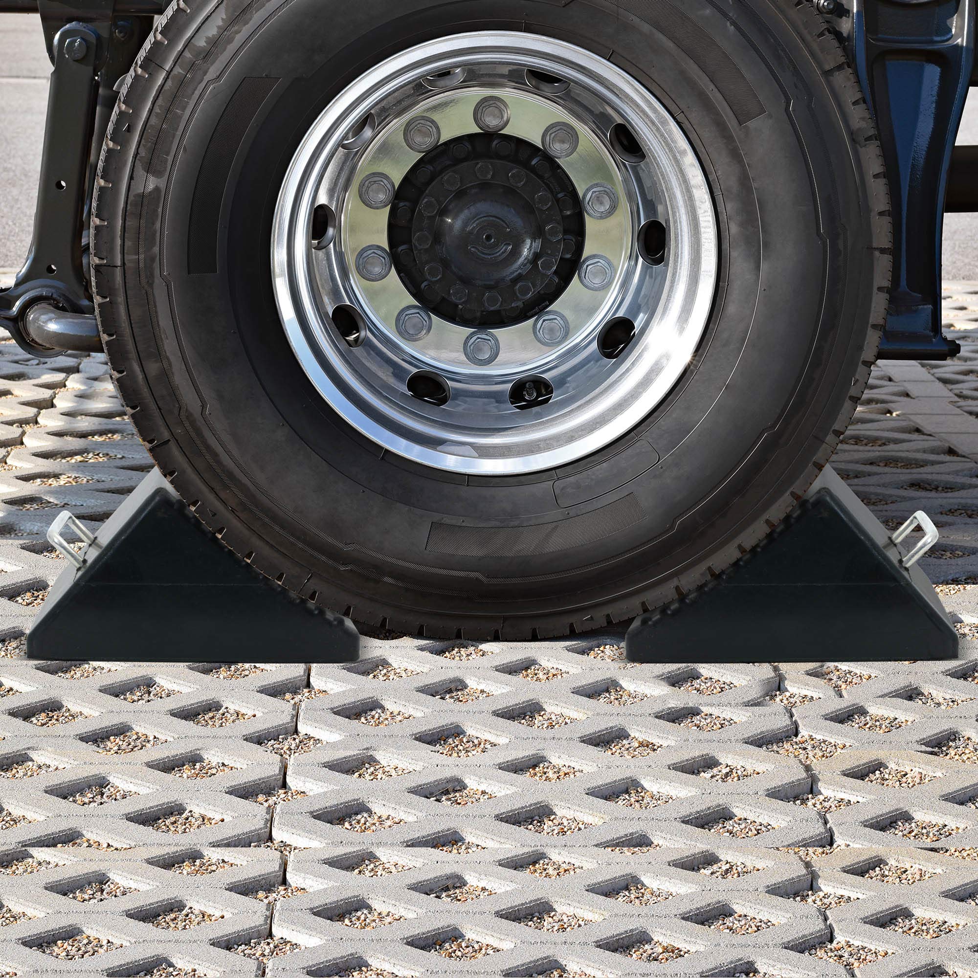 AFA Tooling Set of 2 Wheel Chocks Heavy Duty Nylon Rubber Wedge for