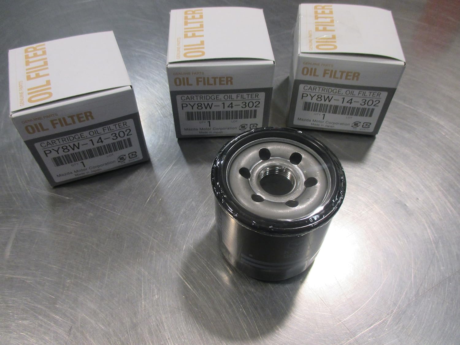 Mazda CX-9 2016-2017 three New genuine OEM oil filters with gaskets PY8W-14-302, 9956-41-400