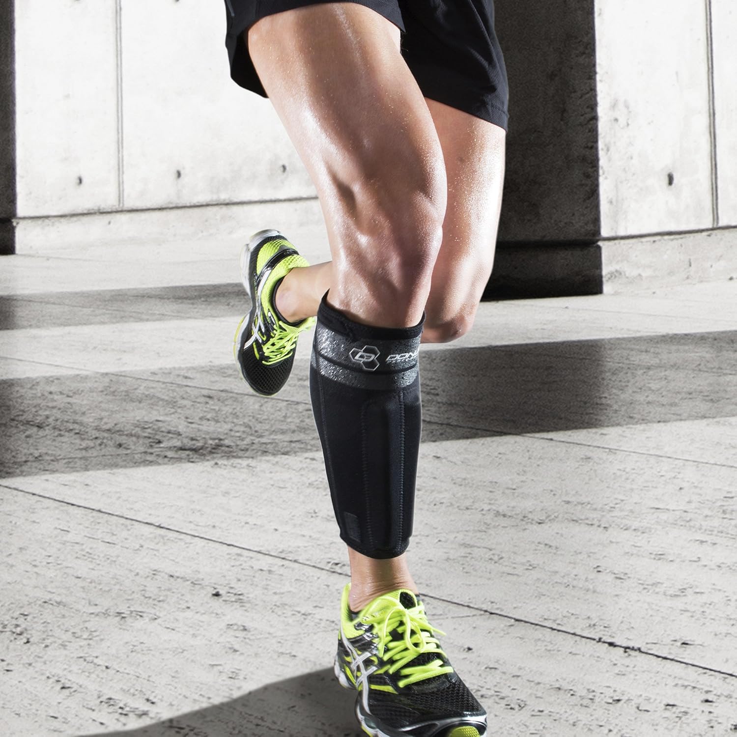 DonJoy Performance ANAFORM Neoprene Shin Splint Compression Sleeve – Shin Splint Pain Relief, Ideal for Running, Overuse Injuries
