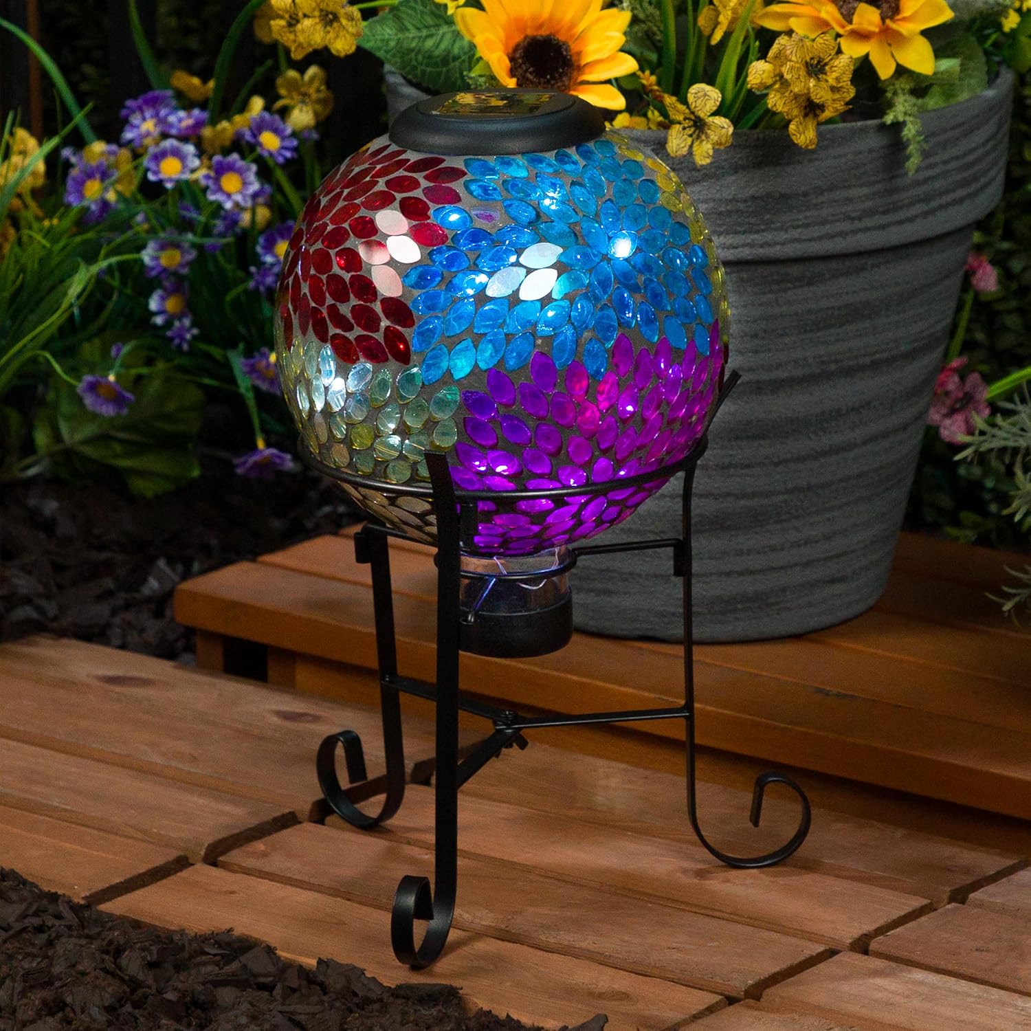 Alpine Corporation 8" Diameter Outdoor Solar Leaf Mosaic Gazing Globe with Metal Stand, Gazing Balls Yard Decor, 14" H - Multicolor