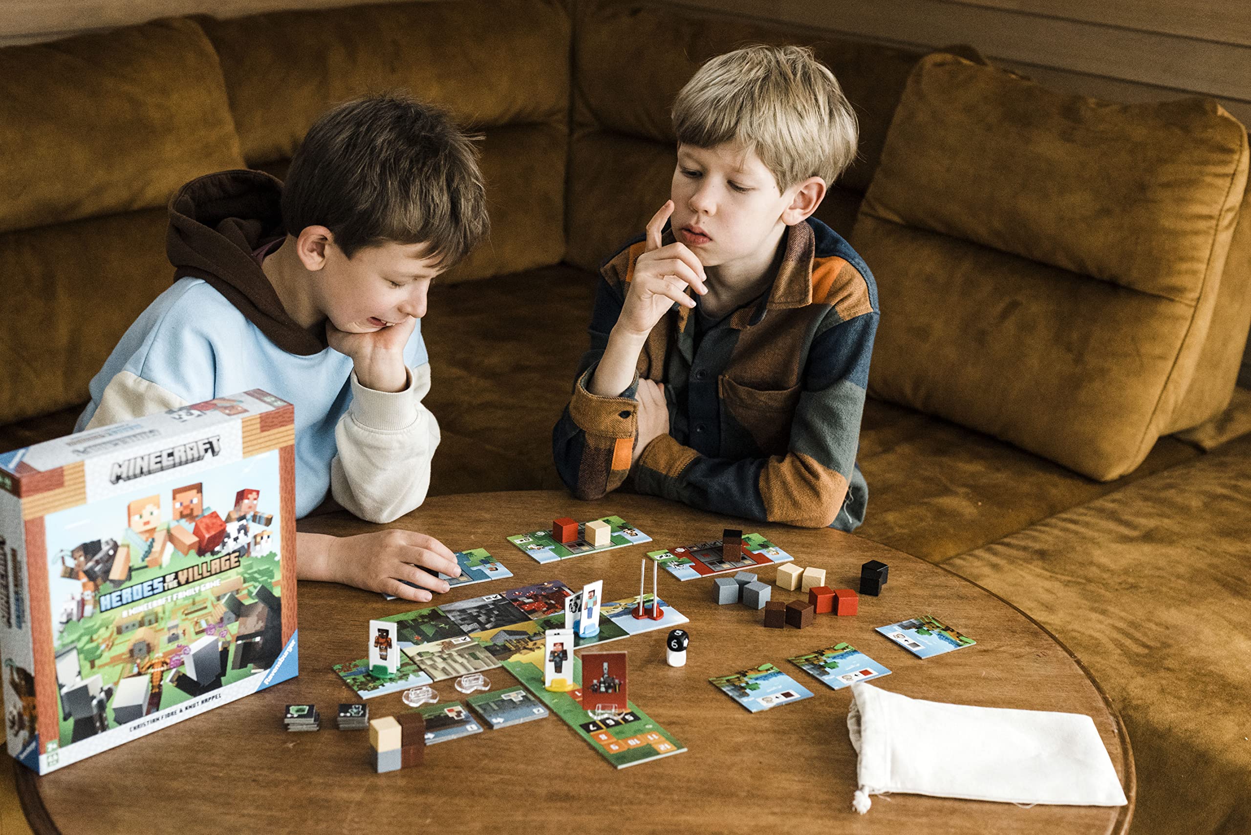 Ravensburger, Juego de mesa Minecraft para niños - Salva el pueblo