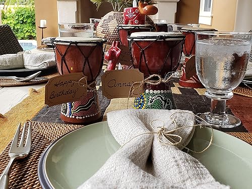 Miniatura 20 de Djembe Drum Carved Bongo música de inspiración africana también una idea única para regalar. Carver Abstract Elephant Giraffe Turtle.