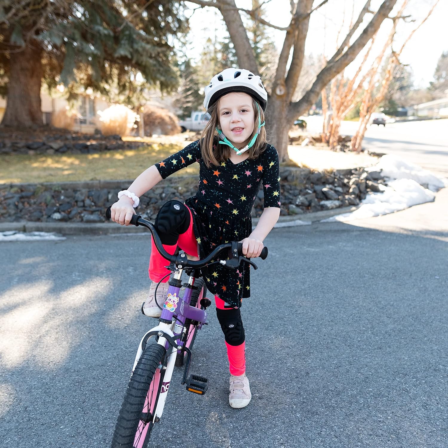 Kids/Youth Knee Pads for Indoor/Outdoor Activities | Protective Exercise Fitness Gear | Hiking Biking Volleyball Skateboarding Scooter-Riding | Soft Breathable Non-Slip Sleeve with Safety Padding (Large) : Sports & Outdoors