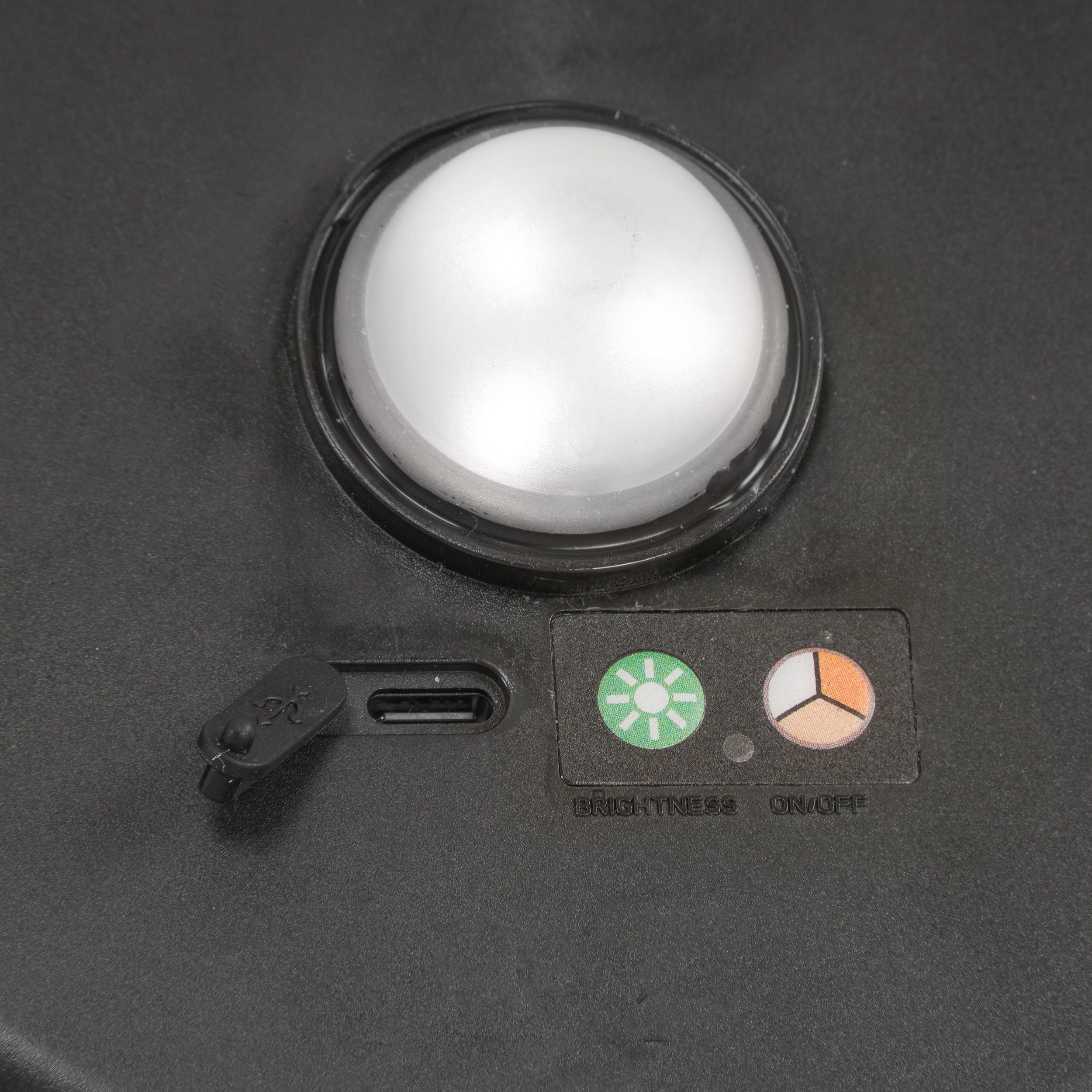 Esotec Solar Rattanleuchte Victoria 60, Polyrattan, USB-C Ladeanschluss, CCT Funktion, 3 Lichtfarben, Akku, Metallgestell, IP44, Solarleuchte Rattan, wetterfest, outdoor, außen, 102279