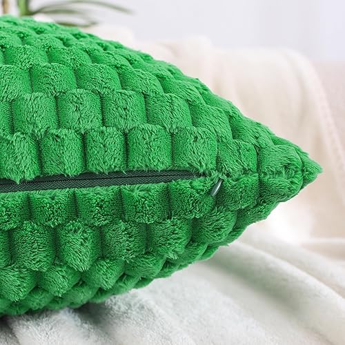 Miniatura 2 de All Smiles Juego de 2 fundas de almohada decorativas verdes de 16 x 16 pulgadas, fundas de cojín de piel sintética bohemias y esponjosas para