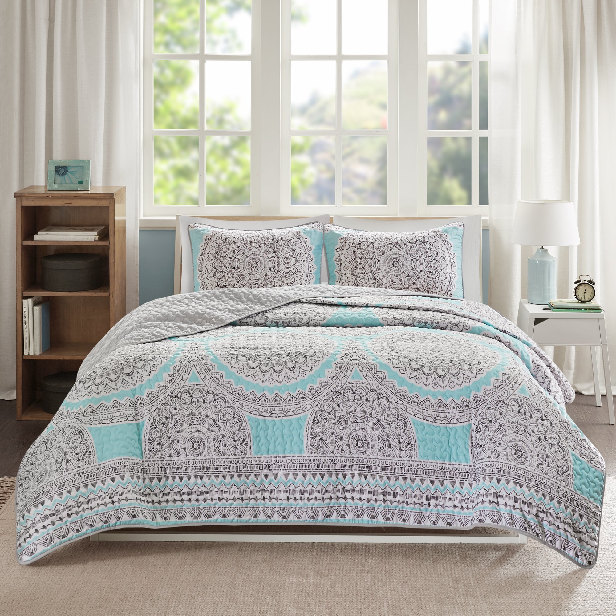 Comfort Spaces Reversible Quilt Set - Vermicelli Stitching Bohemian Design, All Season, Lightweight, Coverlet Bedspread Bedding, Shams, Full/Queen(90"x90") Adele Aqua Medallion 3 Piece