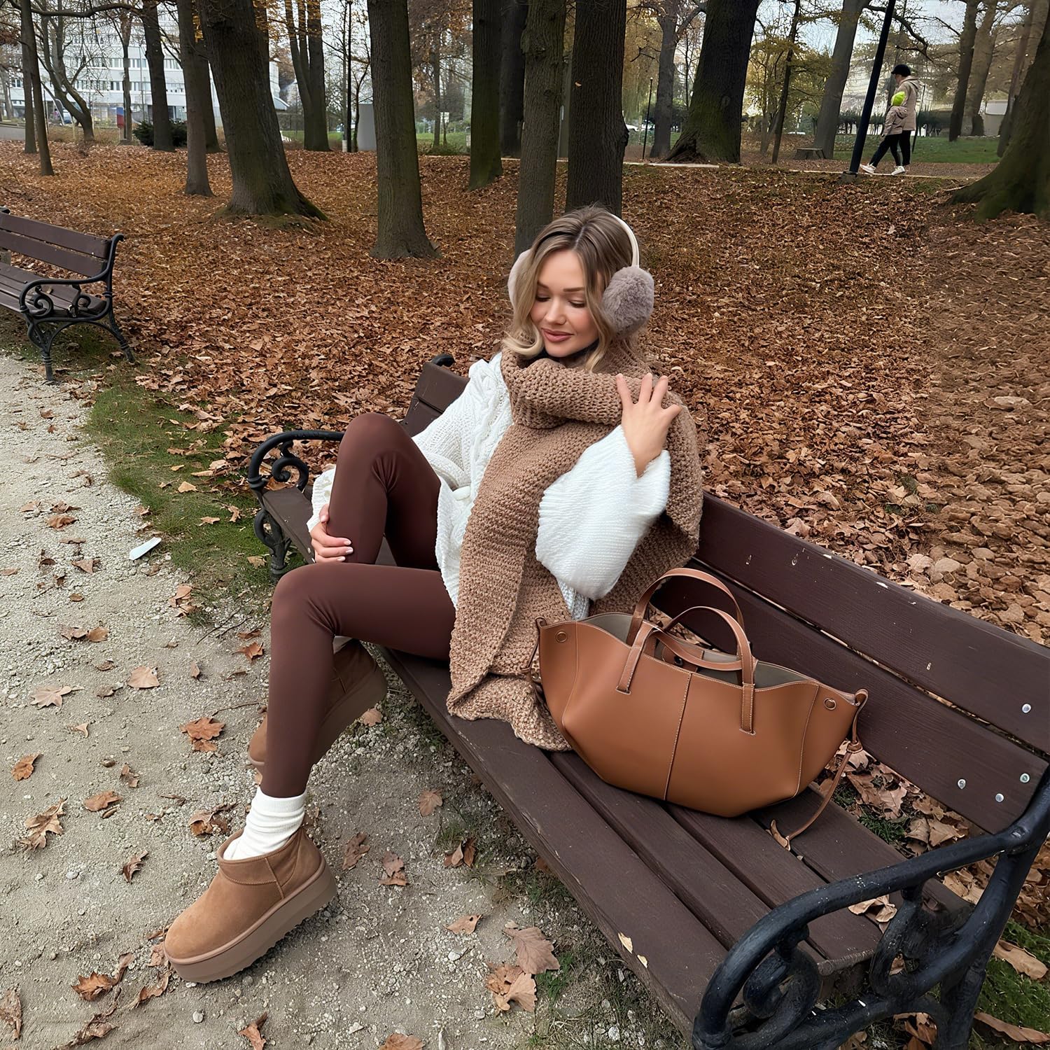 yeuG Fleece Lined Leggings for Women Thermal High Waisted Tummy Control Seamless Workout Yoga Pants - Image 3